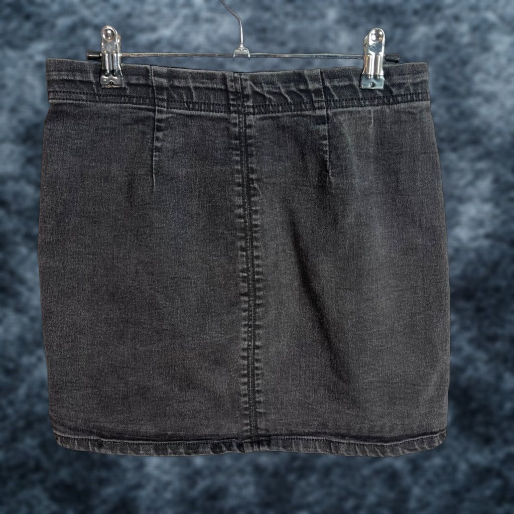 Free People Free People Womens Small Black Denim Mini Skirt - Bohemian Casual Skirt, Regular, Short, Summer, Spring, XS? (Oops) Size 28" / US 6 / IT 42 - 1 Thumbnail