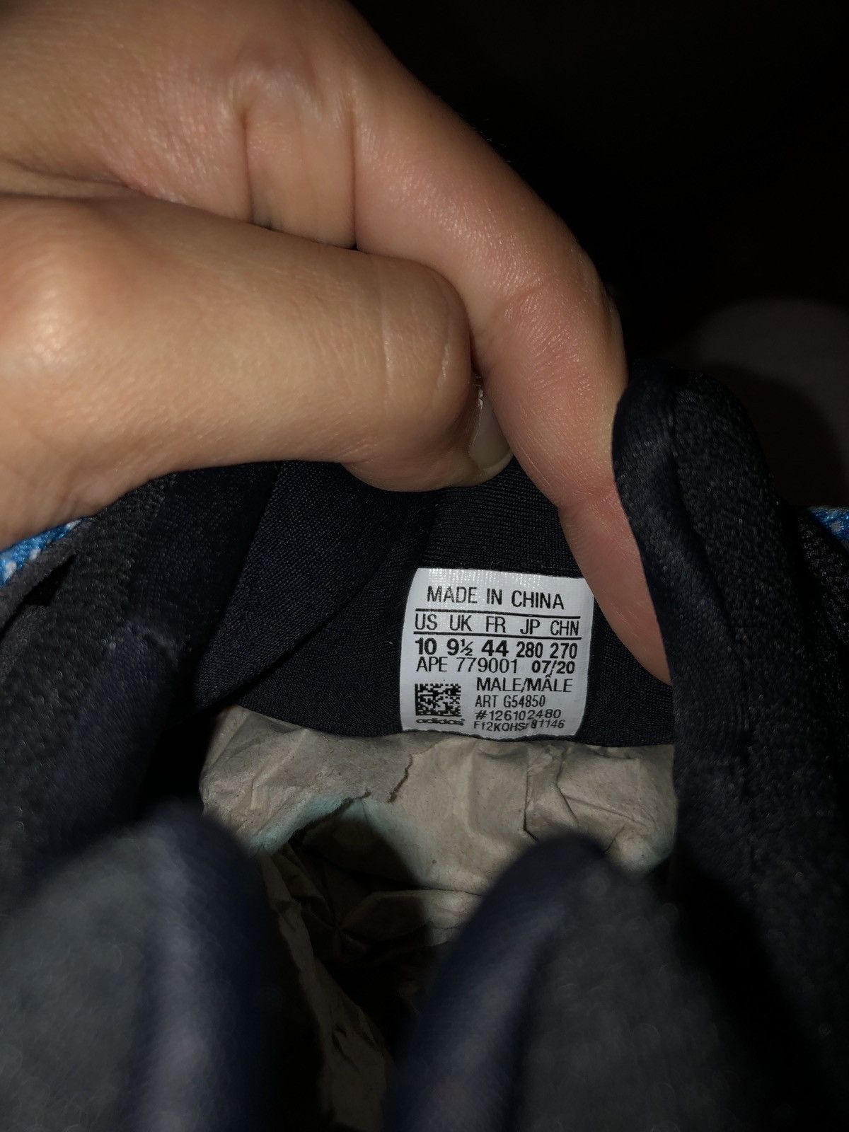 Adidas Yeezy 700 V3 azare Size US 10 / EU 43 - 6 Thumbnail