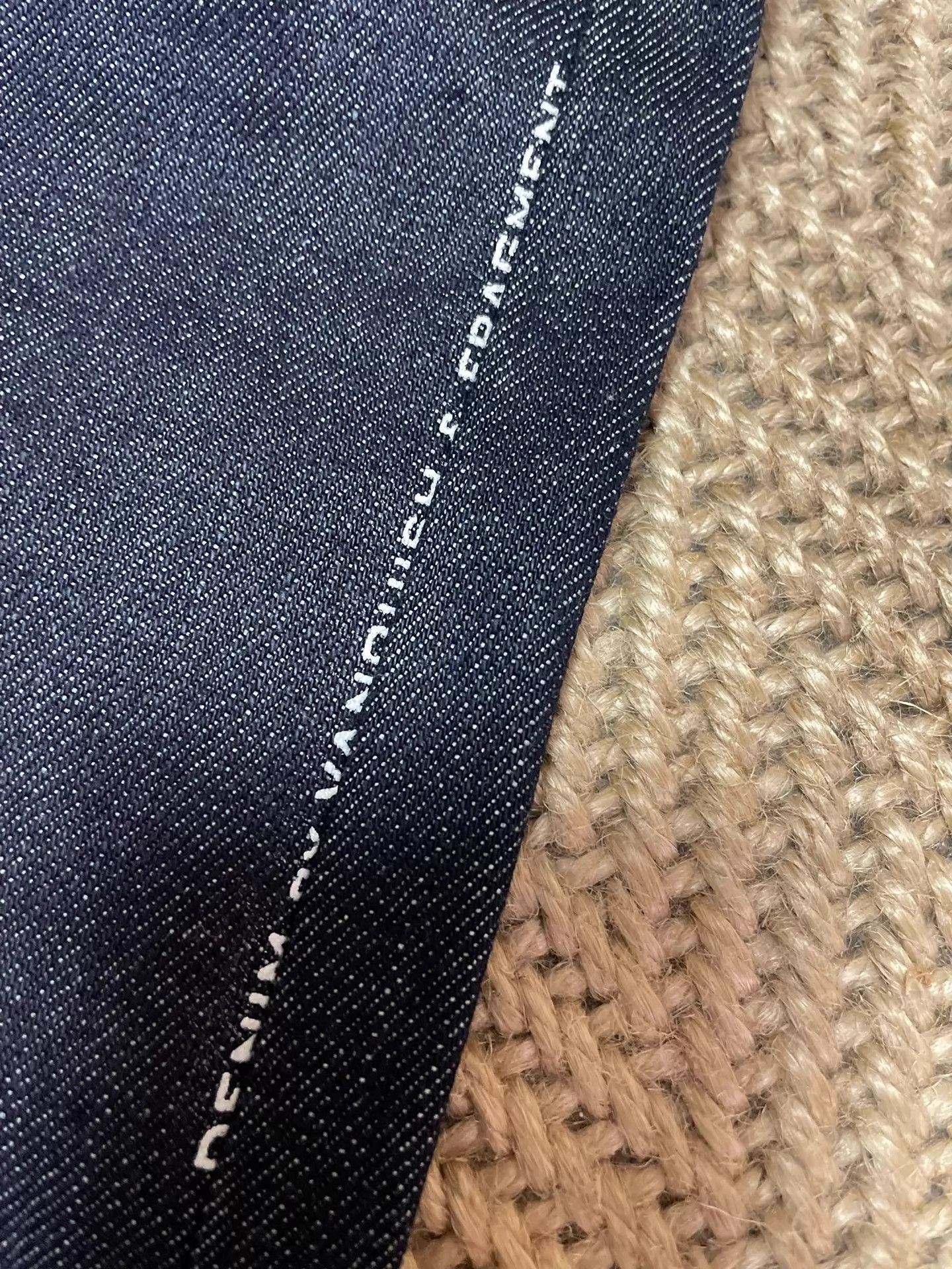Vanquish VANQUISH x FRAGMENT Red Flash Raw Jeans W34 New Size US 34 / EU 50 - 5 Thumbnail