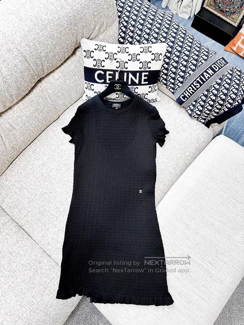 Chanel Chanel Small lace short-sleeved knitted dress Size XS / US 0-2 / IT 36-38 - 2 Thumbnail