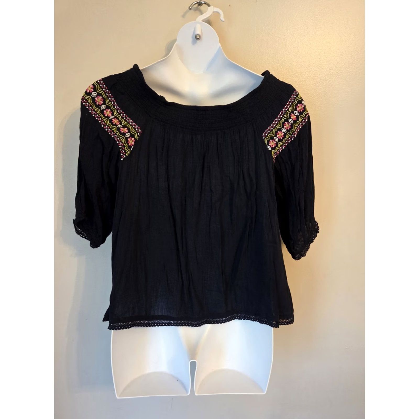 Vintage Crown & Ivy Navy Blue Smocked Trim Embroidered Floral Top Off the Shoulder 3/4 Sleeve L Bohemian Hippie Blouse Women Regular Size Size L / US 10 / IT 46 - 7 Thumbnail