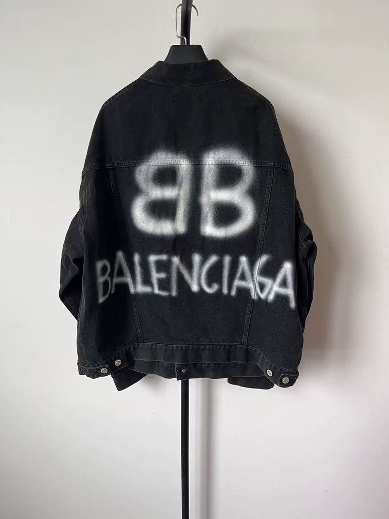 Balenciaga Balenciaga Solid Graffiti Single Breasted Lapel Long Sleev Size US XS / EU 42 / 0 - 1 Thumbnail
