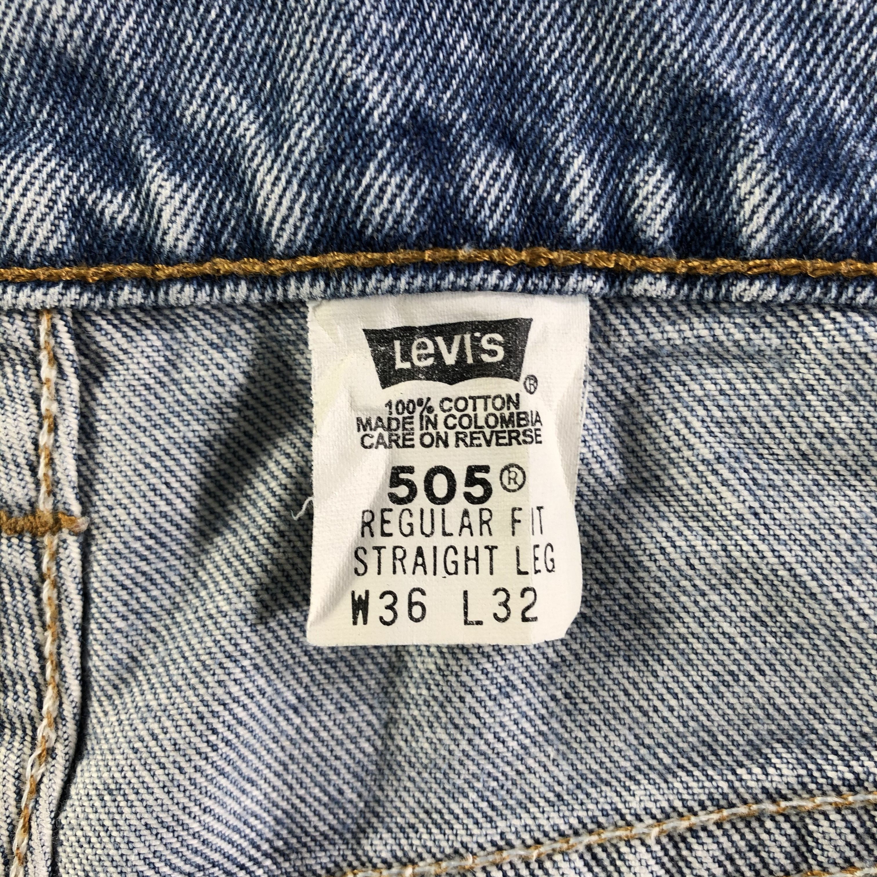Levi's Vintage Light Wash Levis 505 Jeans-J4124 Size US 35 - 10 Thumbnail