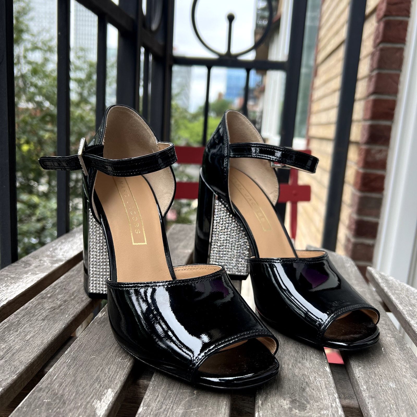 Marc Jacobs Marc Jacobs Kasia Strass Black Patent Leather Heeled Sandals Size US 9 / IT 39 - 2 Thumbnail