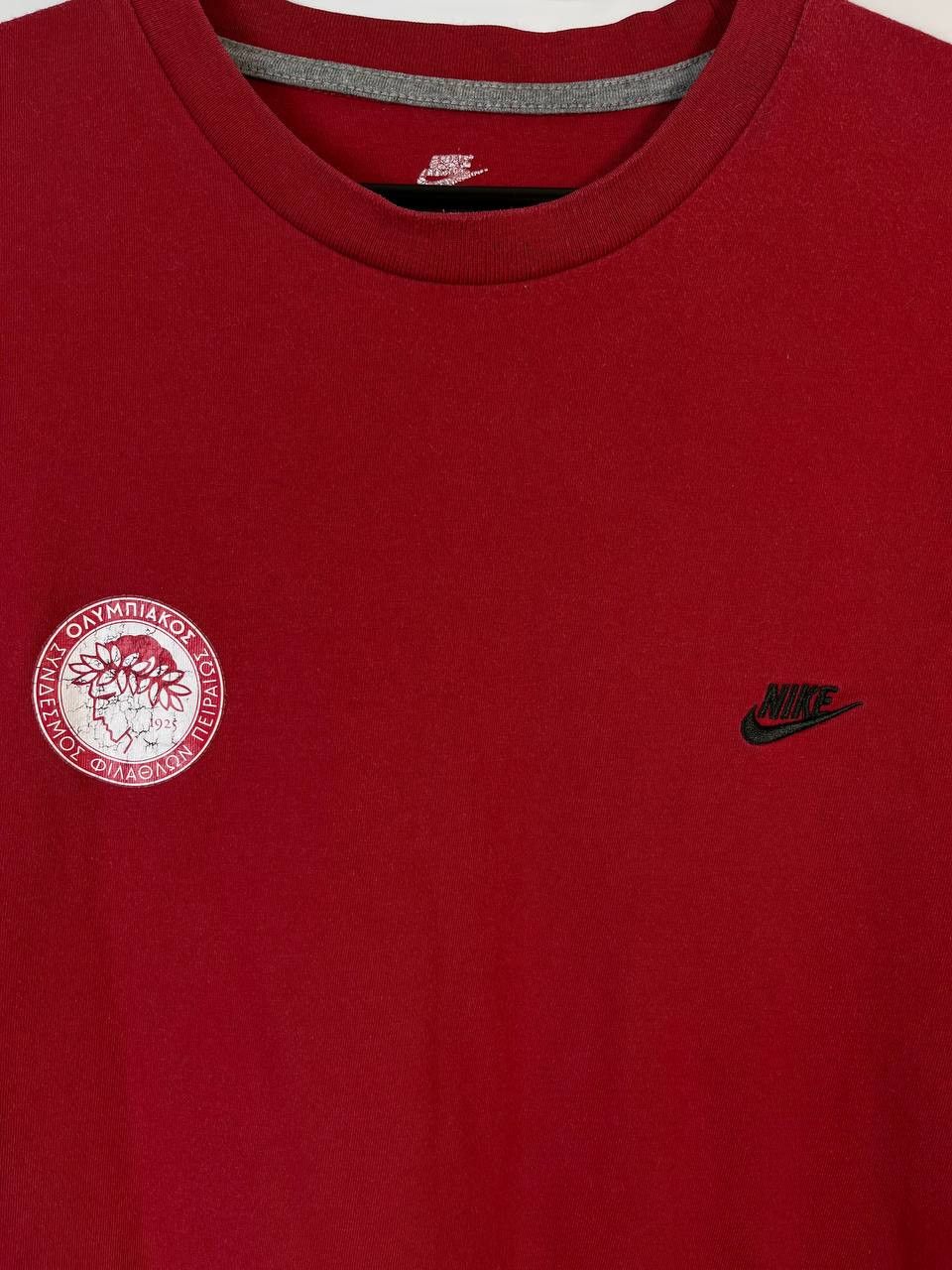 Nike OLYMPIACOS FC NIKE T-SHIRT FOOTBALL GREECE CLUB SIZE S Size US S / EU 44-46 / 1 - 3 Thumbnail
