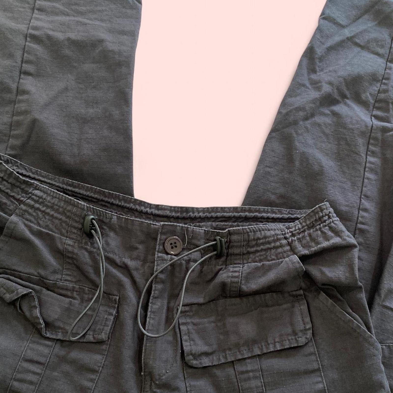 Designer Edikted - charcoal Grey cargo pants with adjustable waist Size 28" / US 6 / IT 42 - 5 Thumbnail