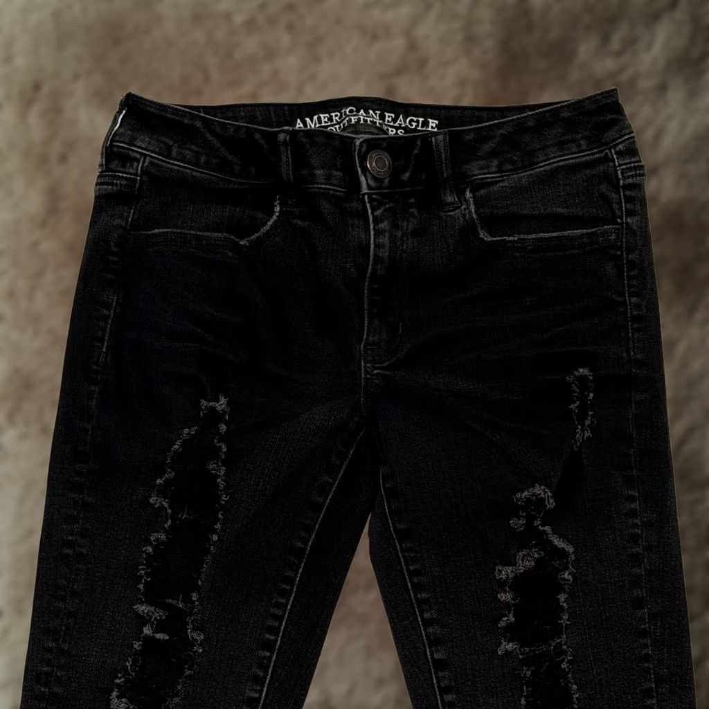 American Eagle Outfitters American Eagle Outfitters Jeans Womens 8 Black Jegging Crop Distressed Hem Stretch Belt Loops 5-Pocket Denim X Slim Size 30" / US 8 / IT 44 - 1 Thumbnail