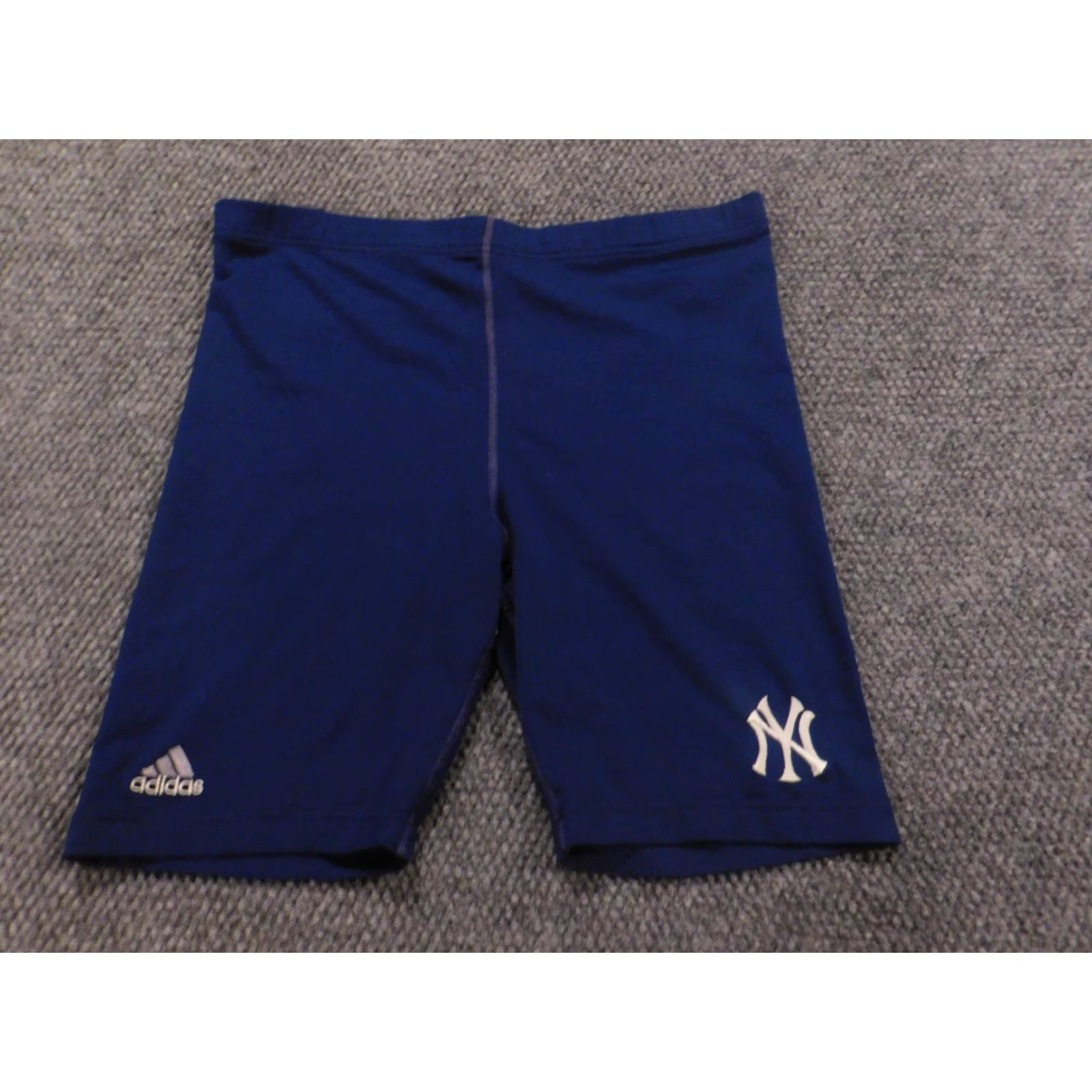 Adidas Adidas Womens Shorts XL Blue True to Athlete Athletic Stretch Regular Waist 32in Activewear Logo Blended Polyester Size 40" / US 18 - 3 Thumbnail