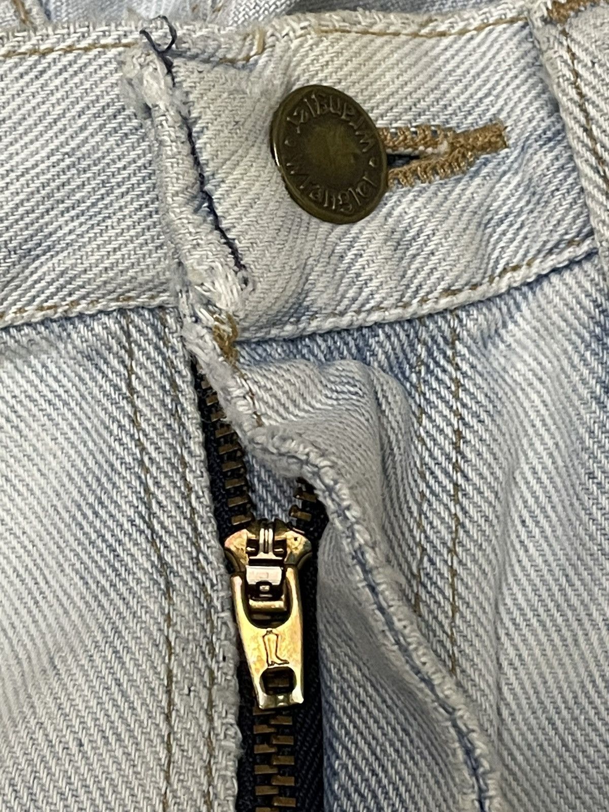 Designer × Vintage × Wrangler Vintage 1990s Designer Wrangler Blue Wash Distressed Denim Size US 30 / EU 46 - 17 Thumbnail