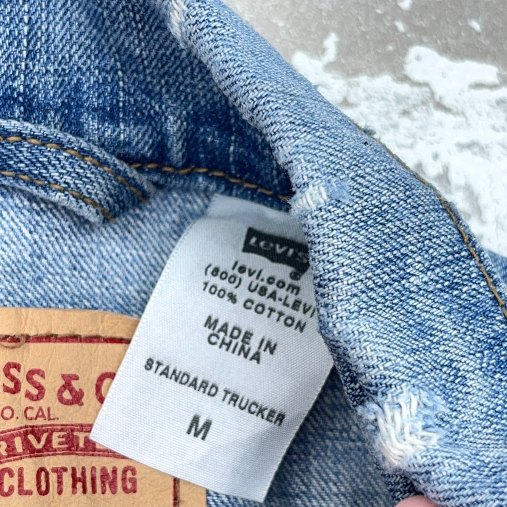 Levi's VINTAGE Levi's Denim Jacket Men M Med Wash Y2K Faded Trucker Retro 70507 Size US M / EU 48-50 / 2 - 6 Thumbnail