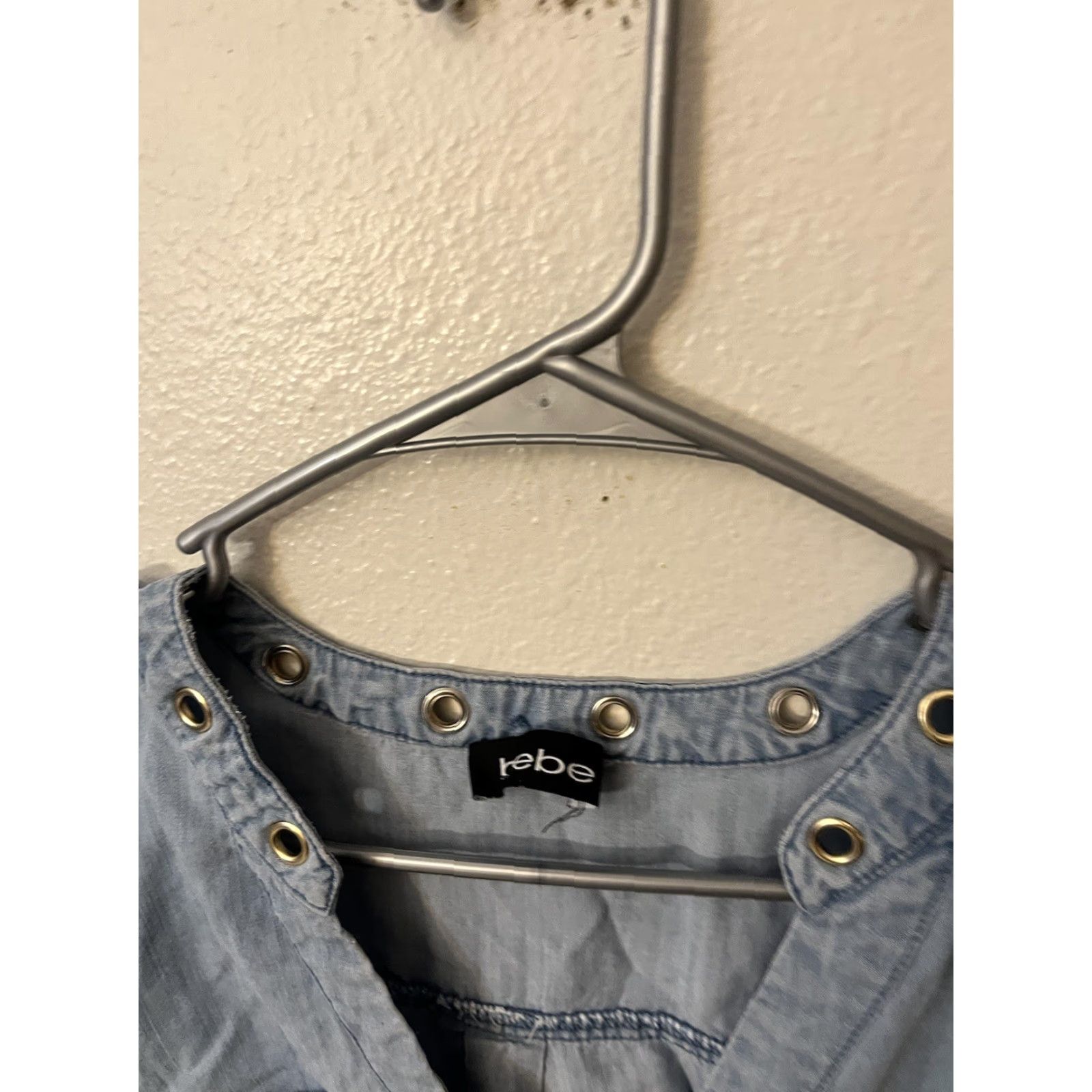 Bebe Bebe Shirt Dress Sz S Chambray Denim Blue Roll Tab Sleeve Pockets Tie Waist Button Size S / US 4 / IT 40 - 3 Thumbnail