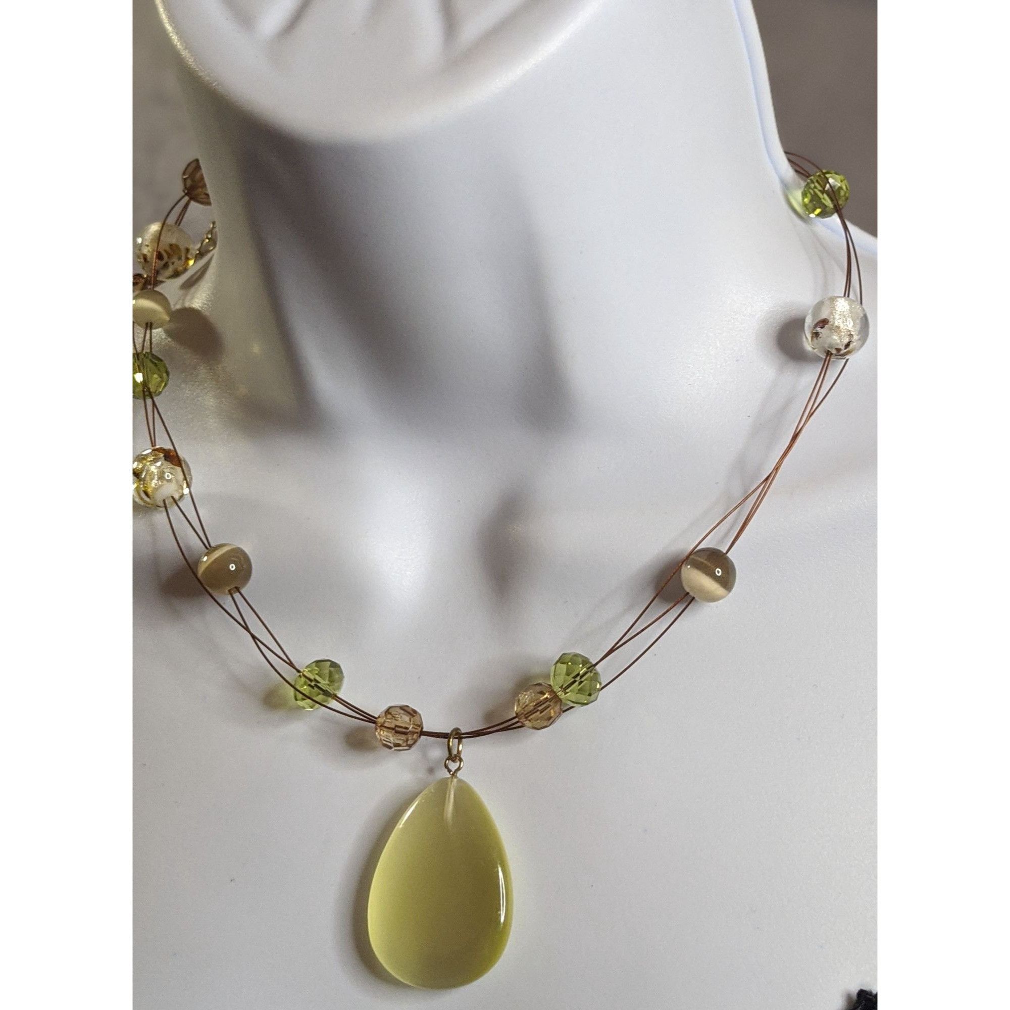Other Spring Inspired Beaded Necklace With Yellow Teardrop Glass P Size ONE SIZE - 4 Thumbnail