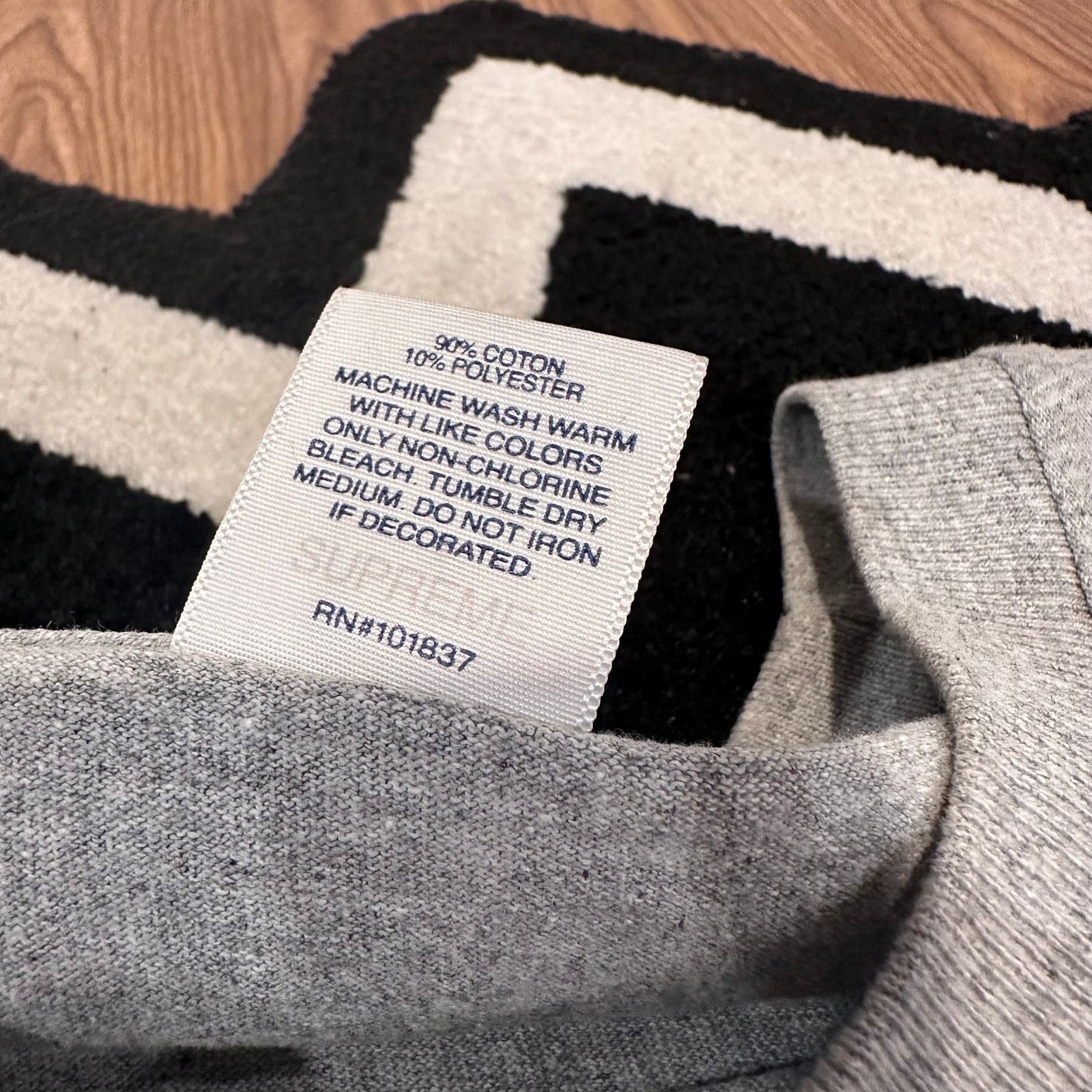 Supreme Supreme Bandana Box Logo Tee Heather Grey - Size Large Size US L / EU 52-54 / 3 - 6 Thumbnail