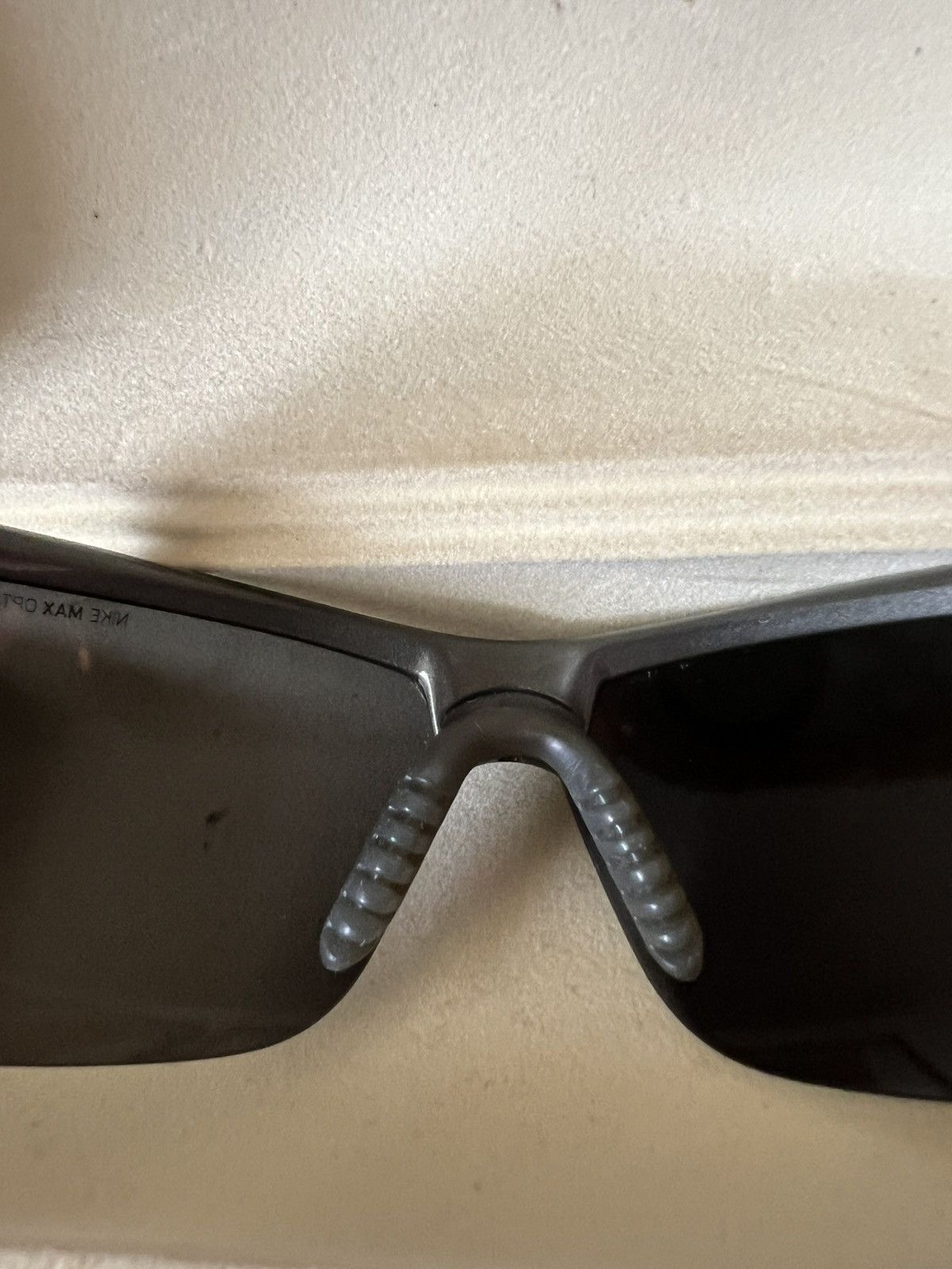 Nike Vintage Nike Tailwind EV0491 Sunglasses Red Swoosh Size ONE SIZE - 7 Thumbnail