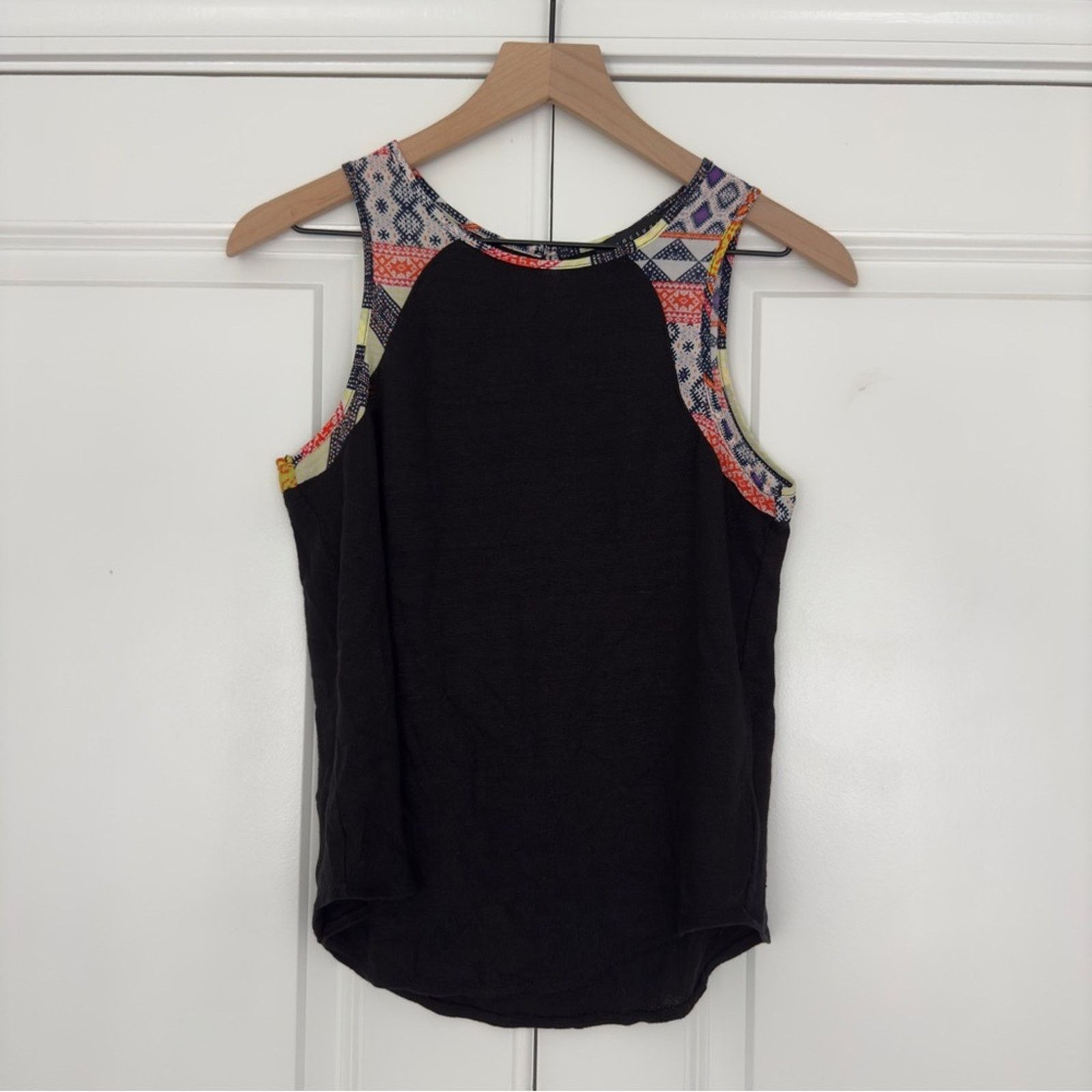 Sanctuary Sanctuary Linen Sleeveless Tank Top Aztec Patchwork Button S Size S / US 4 / IT 40 - 1 Thumbnail