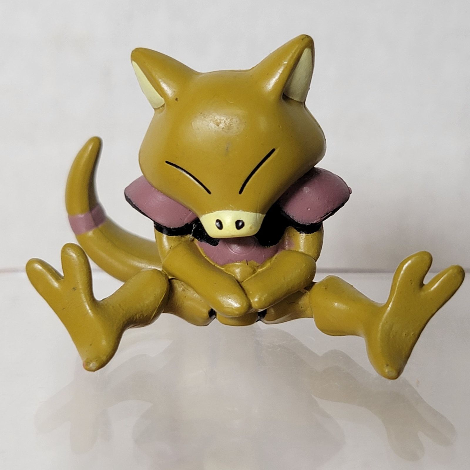 Pokemon Tomy Pokemon Mini Figure Abra Size ONE SIZE - 1 Thumbnail