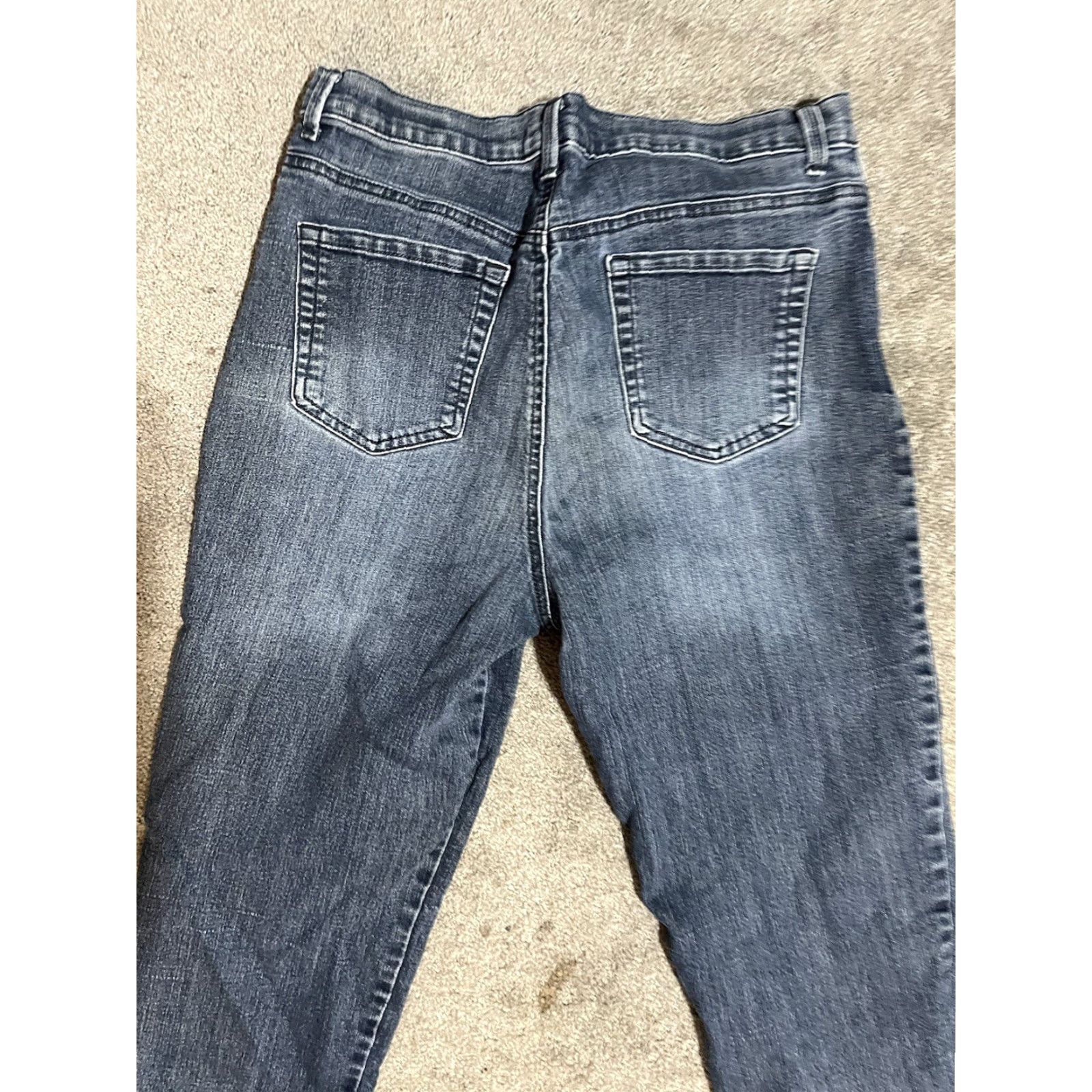 Gloria Vanderbilt Gloria Vanderbilt Jeans Women Blue 12 Straight Fit Amanda Distress Denim 28.5in Inseam Regular Rise High Mens Womens Girls? Size 34" / US 12 / IT 48 - 4 Thumbnail