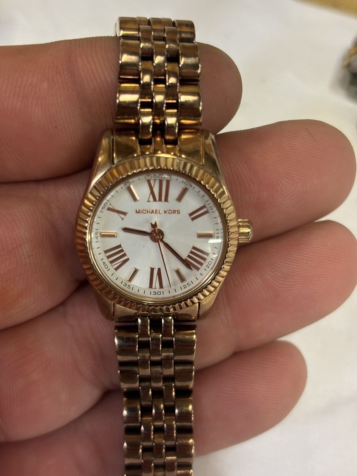 Michael Kors Michael Kors Lexington MK-3230 Women’s Watch! New Battery! Size ONE SIZE - 10 Thumbnail