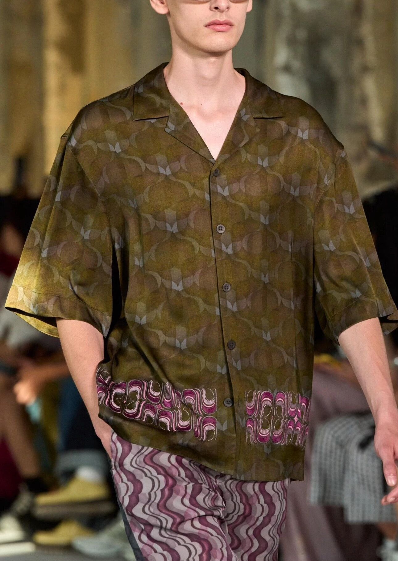 Dries Van Noten dries van noten embroidery patterned shirt Size US M / EU 48-50 / 2 - 5 Thumbnail