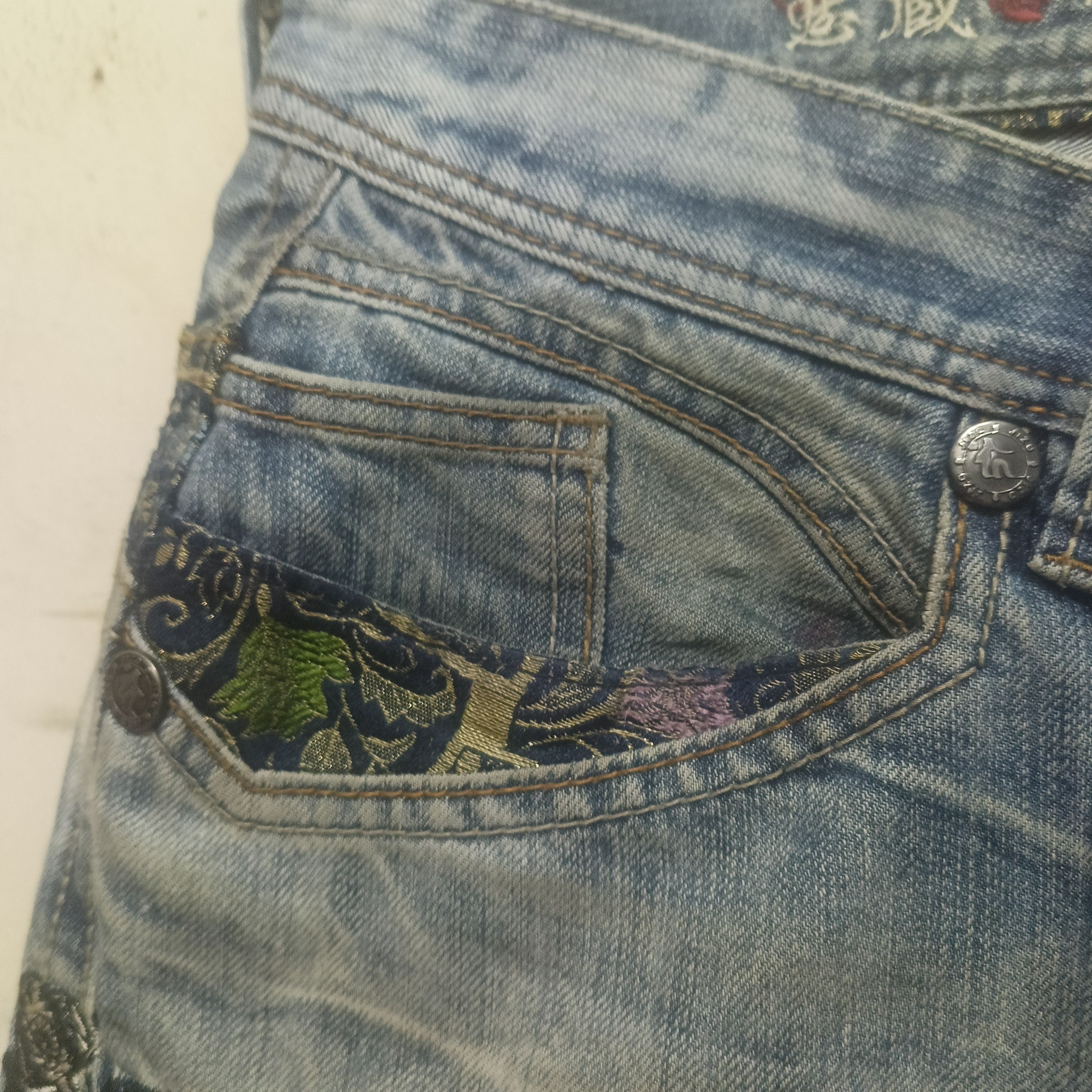 Karakuri Tamashii Japan Jizo Bosatsu Distressed Thrashed Jeans Karakuri style Size US 31 - 11 Thumbnail