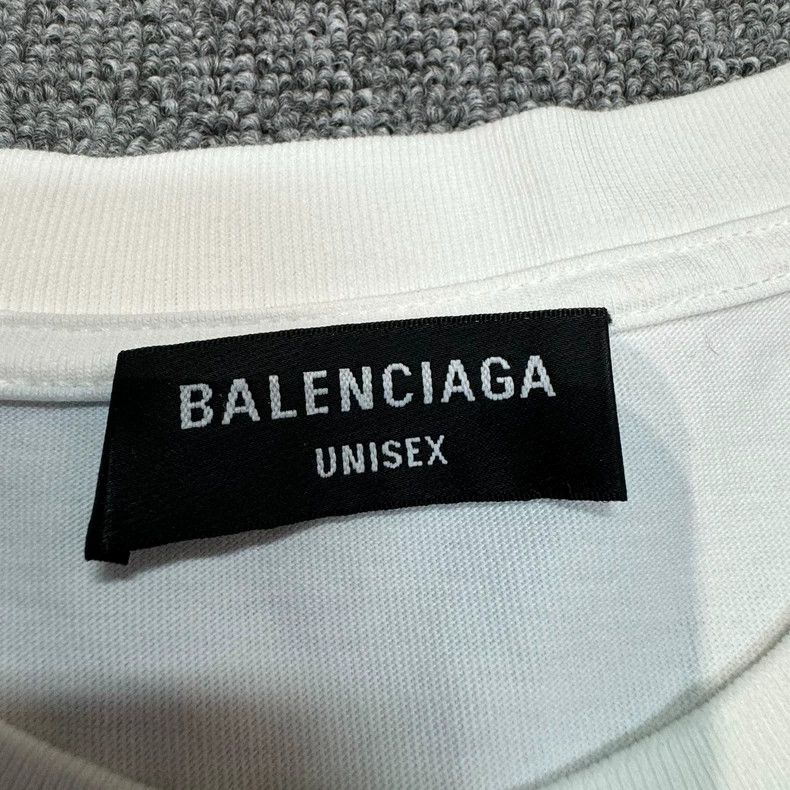Balenciaga Balenciaga Valentine's day love logo embroidered white sho Size US M / EU 48-50 / 2 - 6 Thumbnail