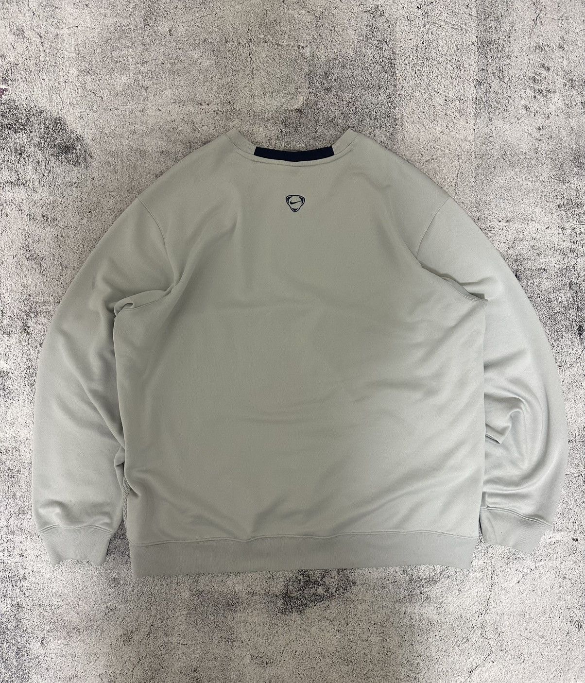 Nike Vintage Nike Oversize Sweatshirt Swoosh Logo White Fit Size US XXL / EU 58 / 5 - 6 Thumbnail