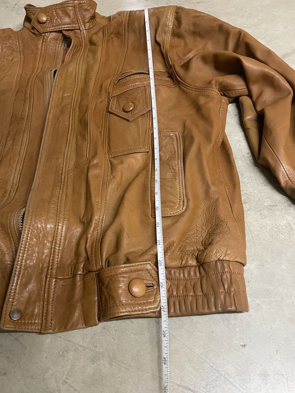 Vintage Vintage Leather Bomber Jacket Beautiful Leather Size US XL / EU 56 / 4 - 5 Thumbnail
