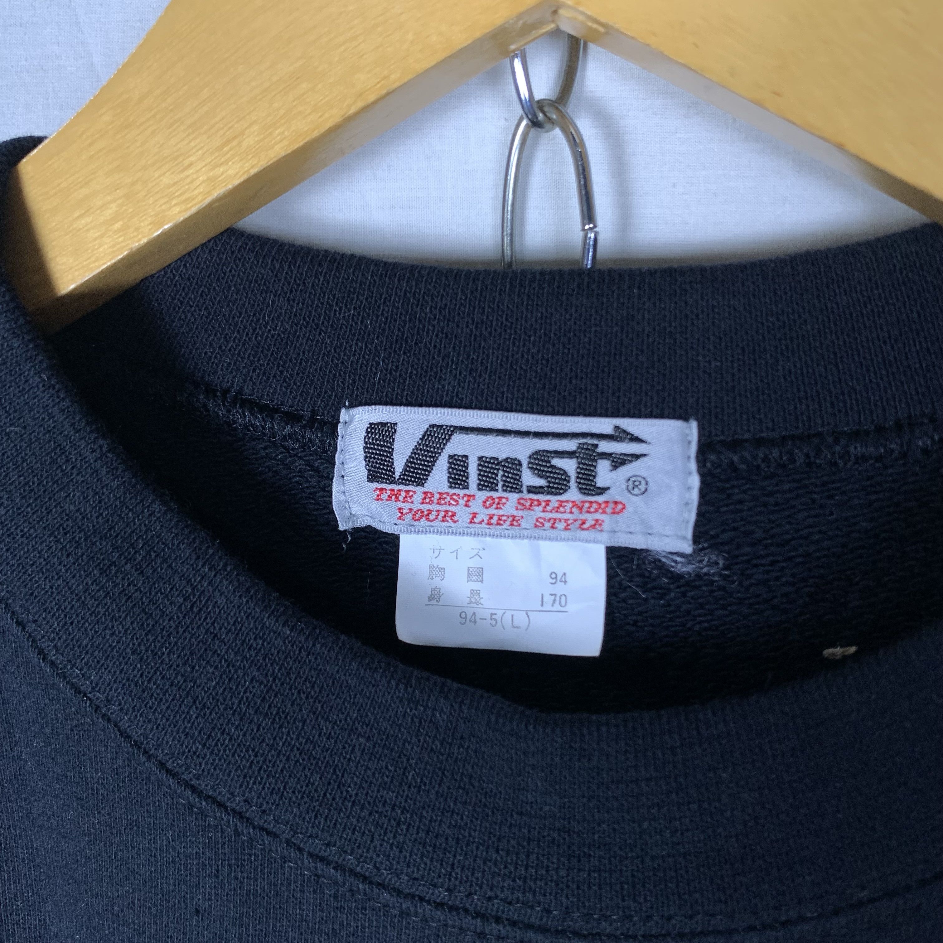 Japanese Brand Vintage Minnie Rainbow Japanese Brand Sweatshirt Crewneck Size US S / EU 44-46 / 1 - 5 Thumbnail