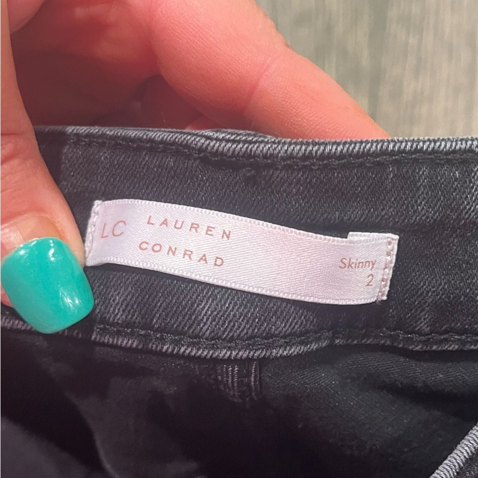Lauren Conrad LC Lauren Conrad Skinny Jeans Mid Rise Whisker Denim Size 26" / US 2 / IT 38 - 7 Thumbnail