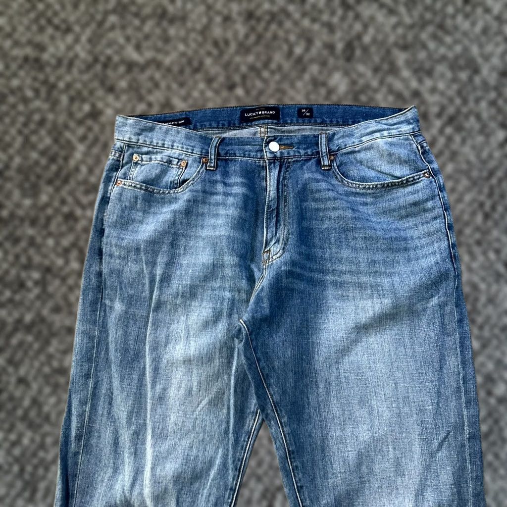 Lucky Brand Lucky Brand 410 Jeans Men Slim Straight 36x32 Blue Denim Medium Wash Cotton Blend 5-Pocket Belt Loops Smart Size US 36 / EU 52 - 1 Thumbnail