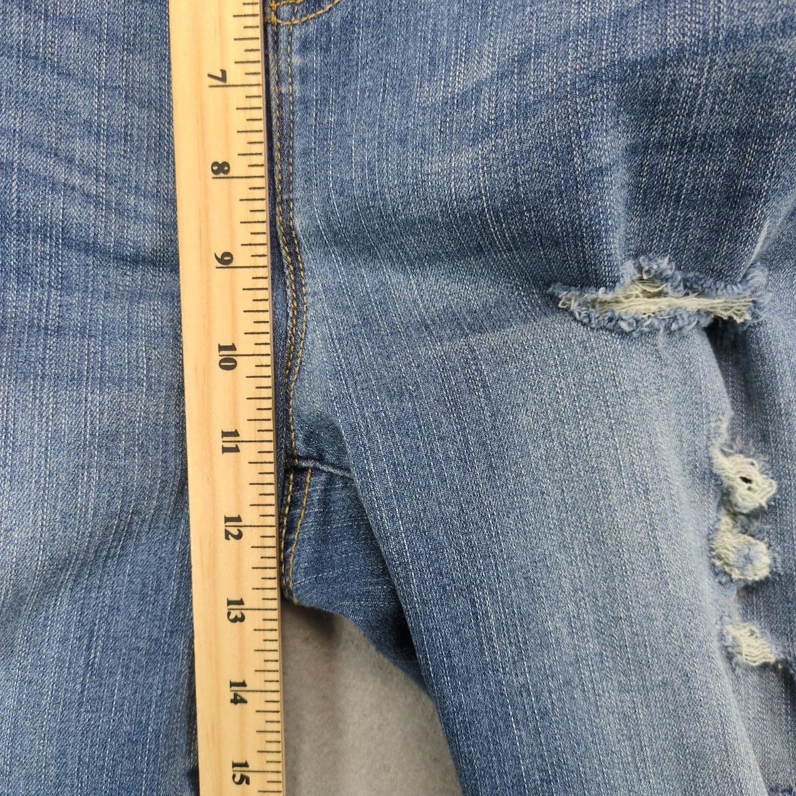 Other Torrid Bombshell Skinny Jeans Women's 18S Distressed 36x27" Size 40" / US 18 - 8 Thumbnail