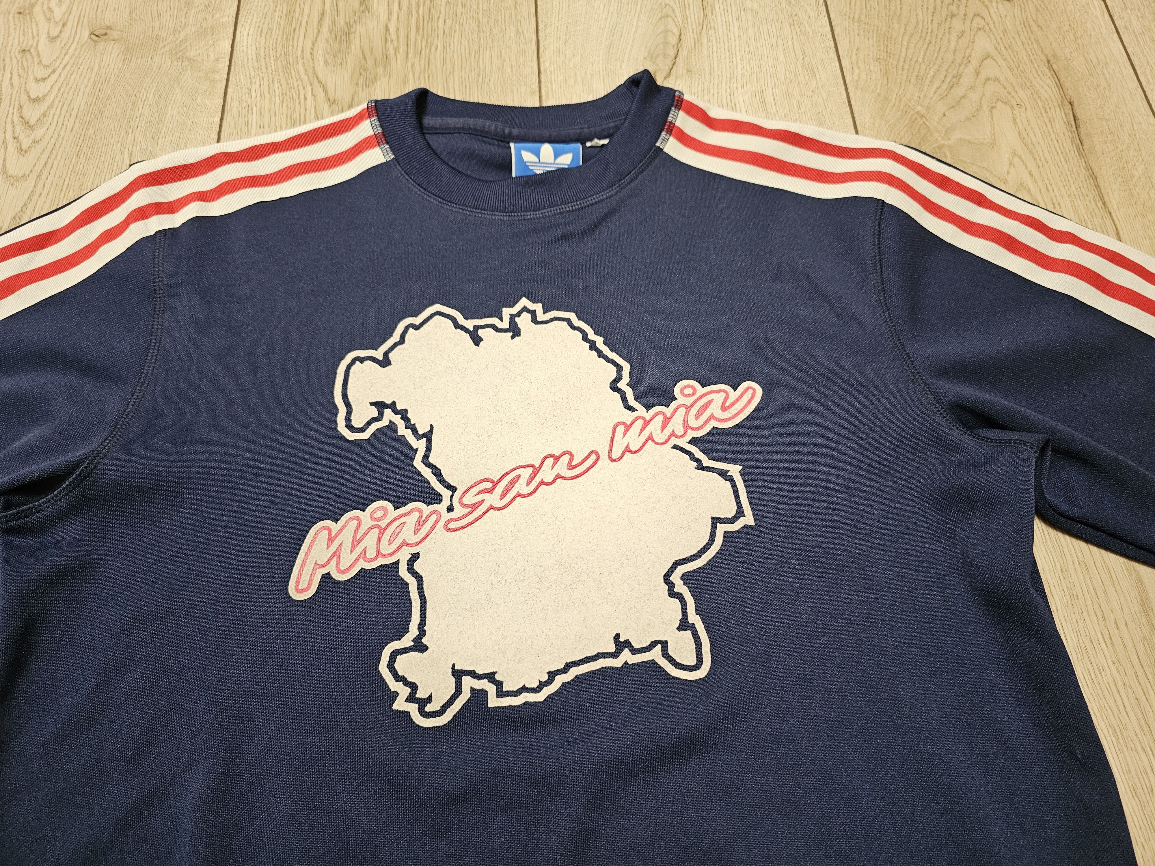 Adidas BAYERN MUNICH 2012 2013 FOOTBALL SWEATSHIRT SOCCER SWEAT TOP Size US S / EU 44-46 / 1 - 3 Thumbnail