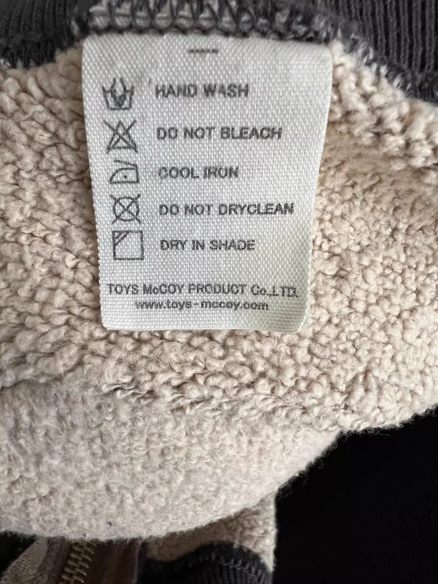 TOYS McCOY TOYS MCCOY Gold Print Fleece Cardigan Size US M / EU 48-50 / 2 - 4 Thumbnail