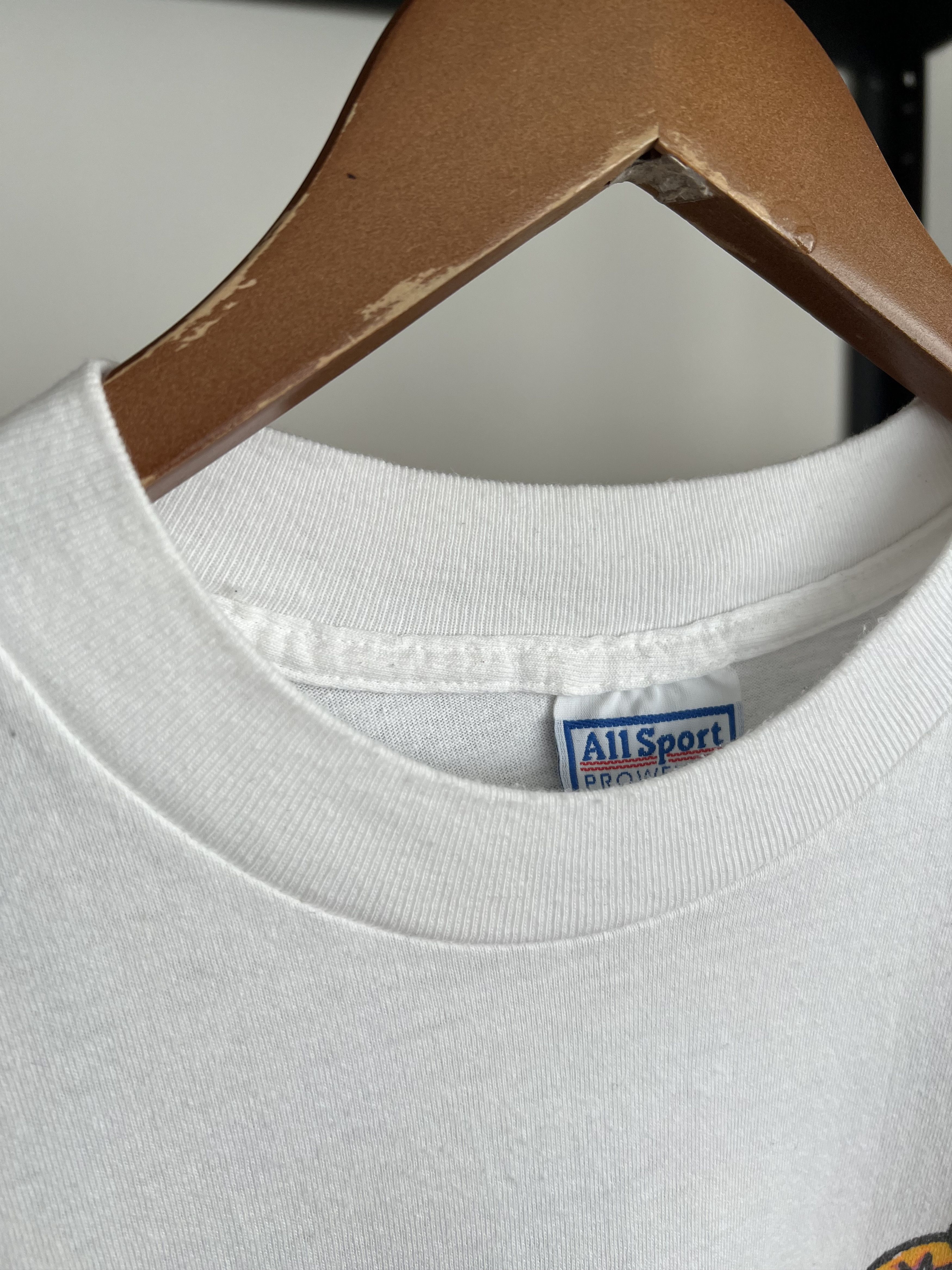Vintage Vintage 1994 Maui Hawaii Harlow Design Surf Surfing Art Tee Size US XL / EU 56 / 4 - 8 Thumbnail
