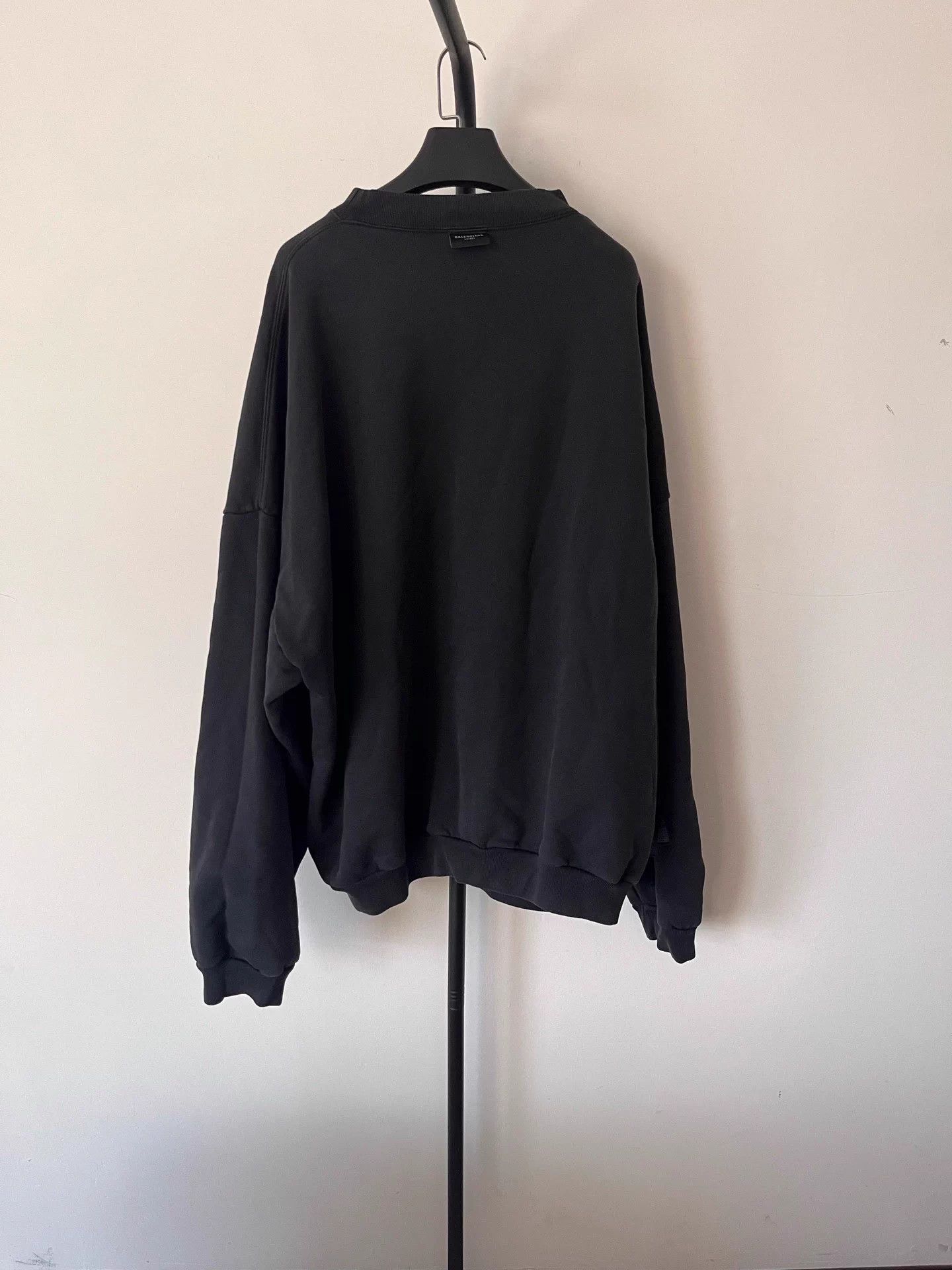 Balenciaga Balenciaga Patch Logo Hoodie Black L Size US L / EU 52-54 / 3 - 2 Thumbnail