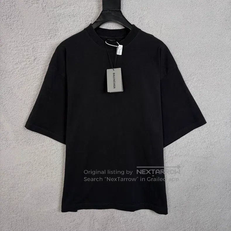 Balenciaga Balenciaga Back Reflective Logo Letter Printed Round Neck Size US S / EU 44-46 / 1 - 1 Thumbnail
