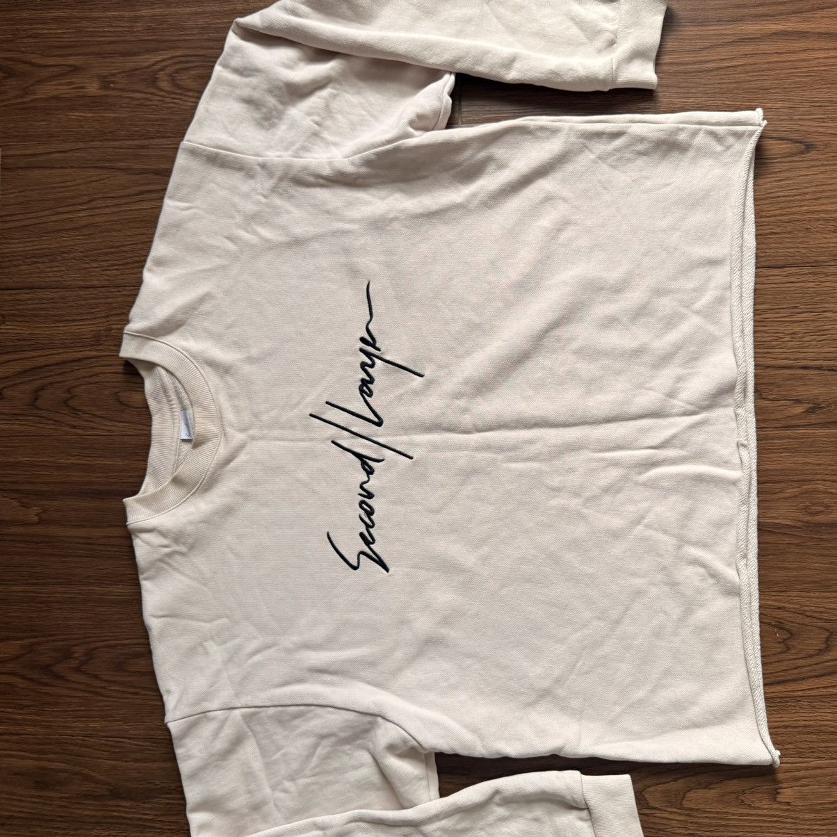 Second/Layer Second layer box crop sweatshirt DELETING TOMORROW‼️ LASTDROP Size US L / EU 52-54 / 3 - 2 Thumbnail