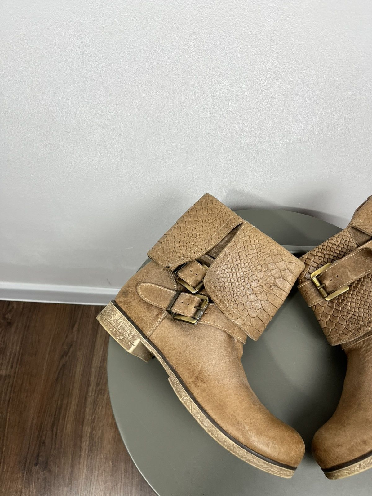 Other Avant Garde Leather Buckle Ankle Boots EU 38 Brown Textured Size US 7 / IT 37 - 2 Thumbnail