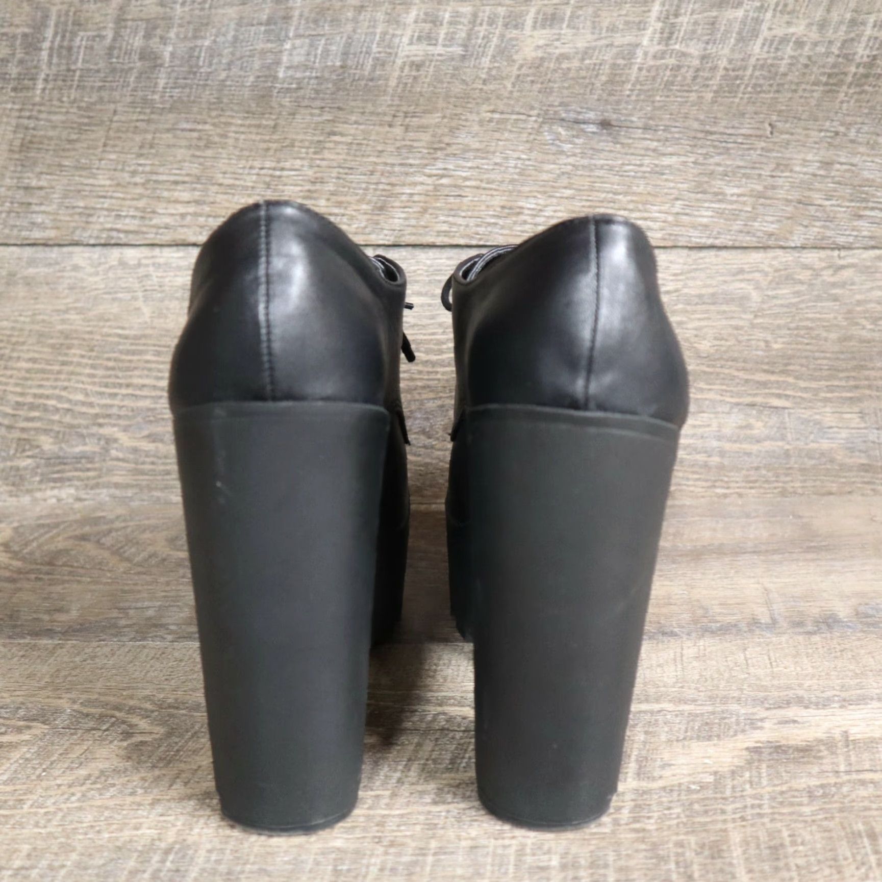 Vintage VINTAGE Soda Platform Boot Heels Lace Up Shearling Black Women's Size 9 Size US 9 / IT 39 - 4 Thumbnail