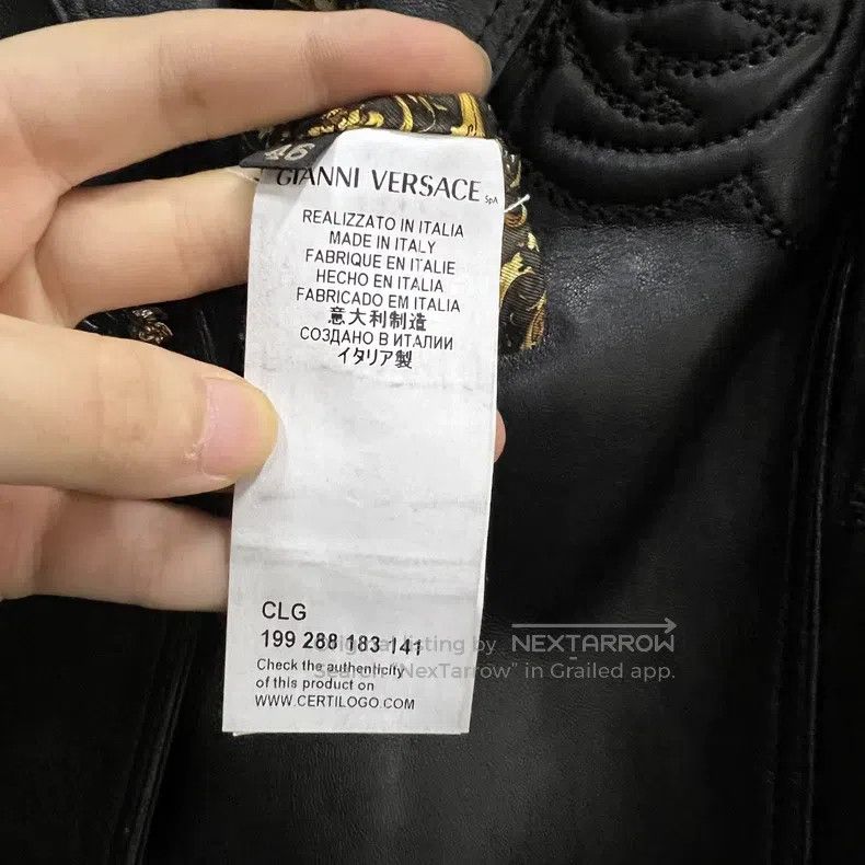 Versace Versace Black embossed pattern leather coat Size L / US 10 / IT 46 - 3 Thumbnail