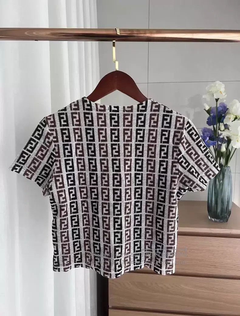 Fendi Fendi Monogrammed Lettering Colorblock T-Shirt Size M / US 6-8 / IT 42-44 - 3 Thumbnail