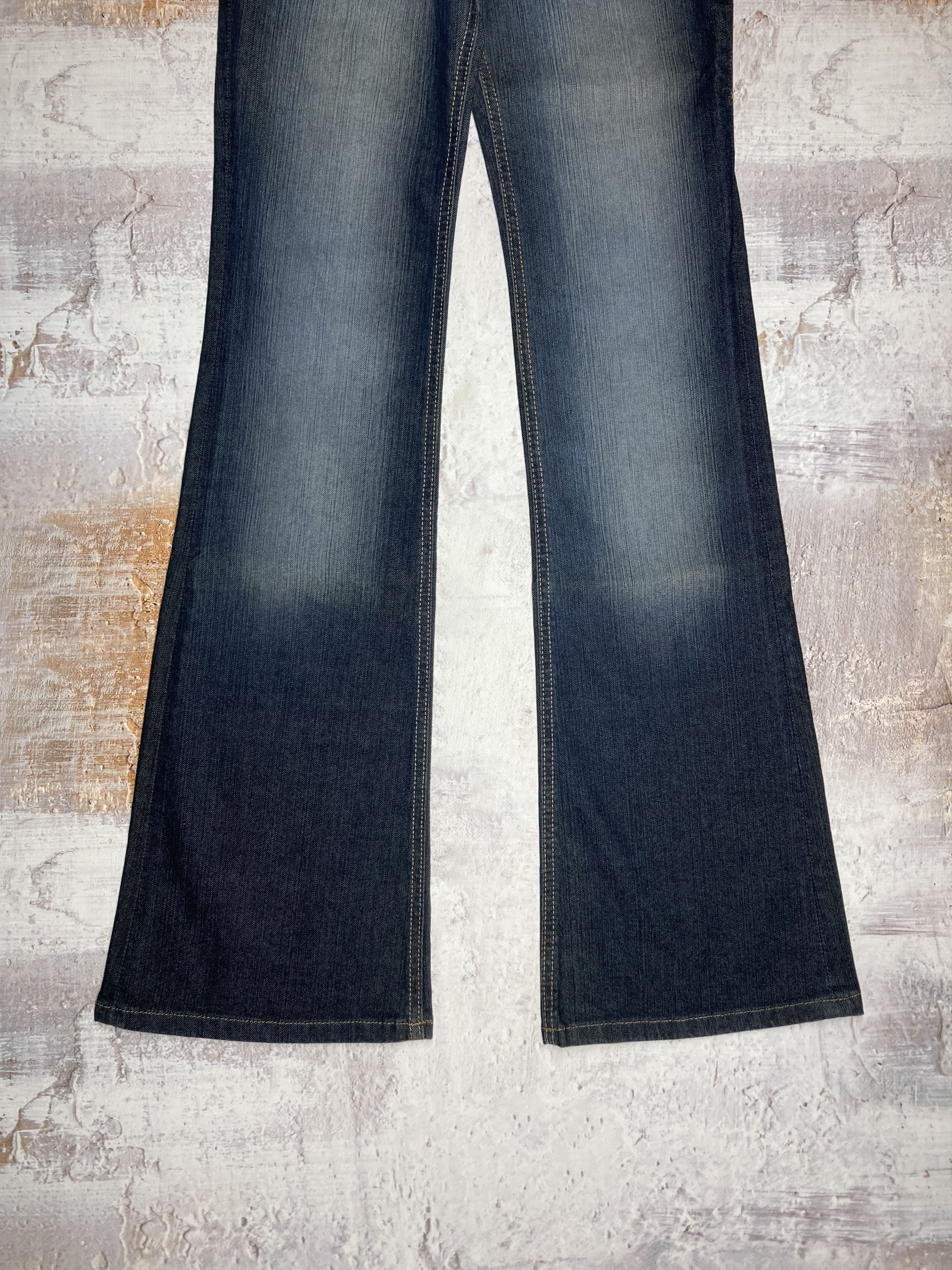 Japanese Brand Vintage Flared Jeans Women’s Size 26 Size 26" / US 2 / IT 38 - 2 Thumbnail