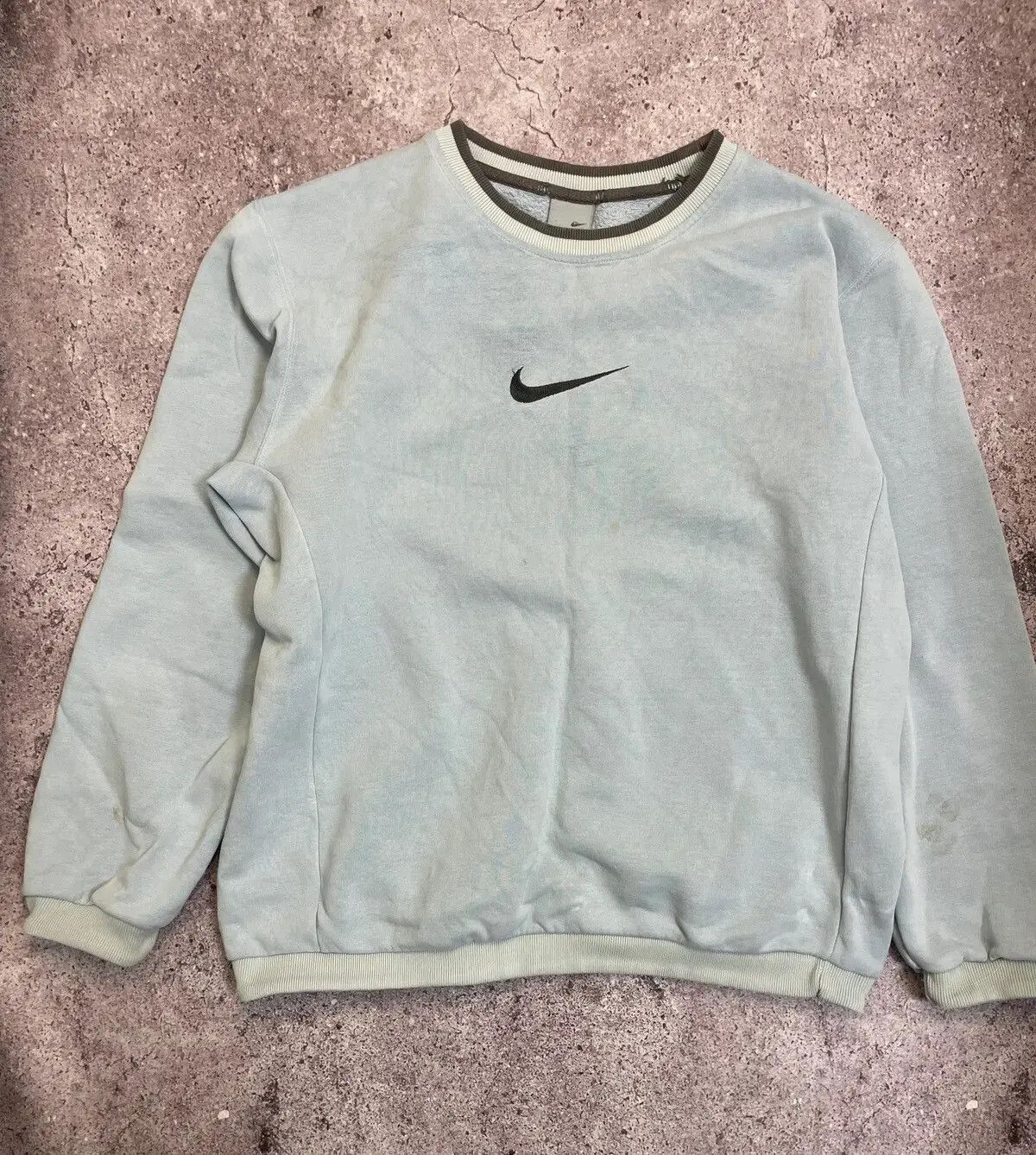 Nike NIKE VINTAGE FADED DISTRESSED CENTER LOGO SWOOSH SWEATSHIRT Size US M / EU 48-50 / 2 - 1 Thumbnail