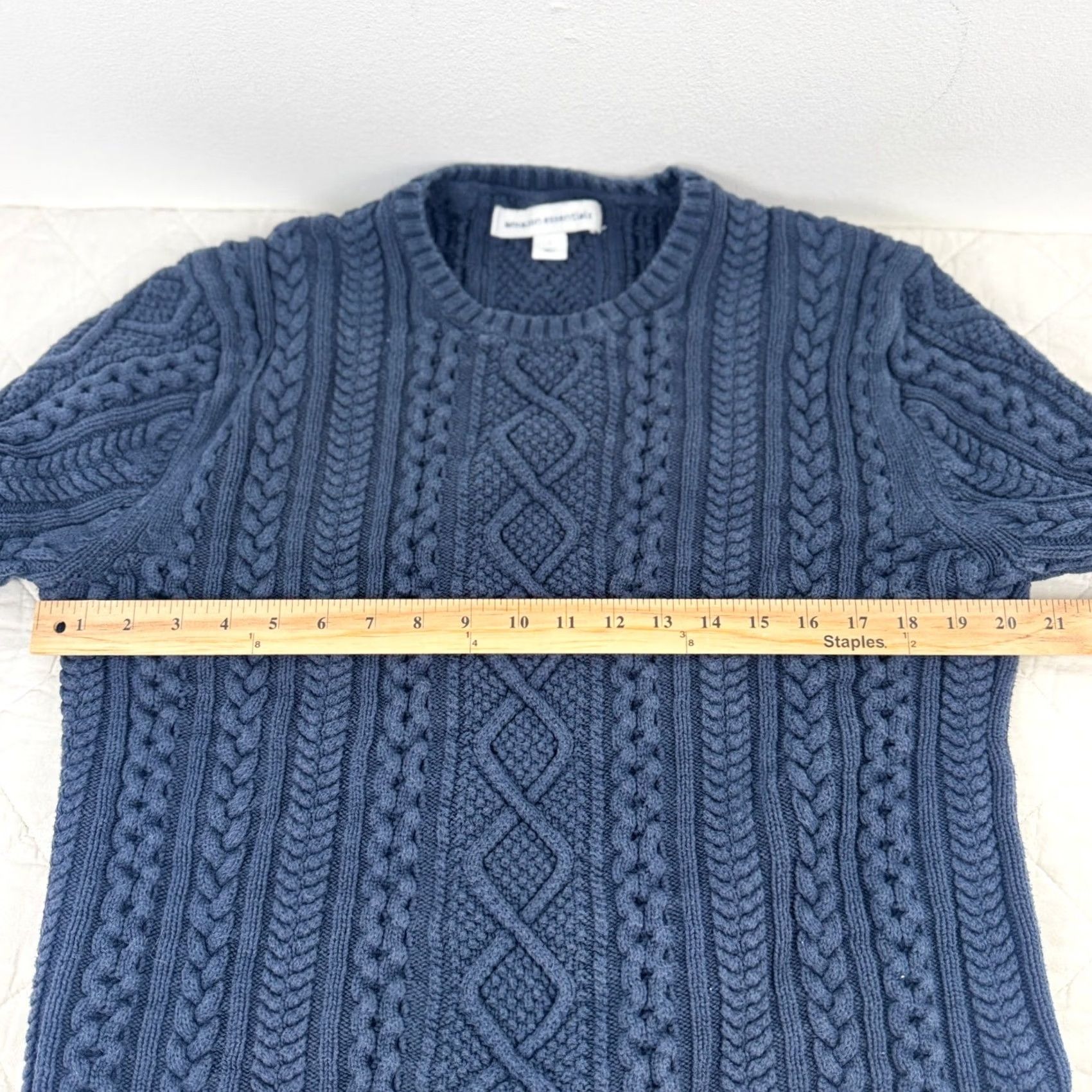 Essentials Amazon Essentials Navy Blue Chunky Cable Knit Crew Neck Sweater Size L Fisherman Size L / US 10 / IT 46 - 6 Thumbnail