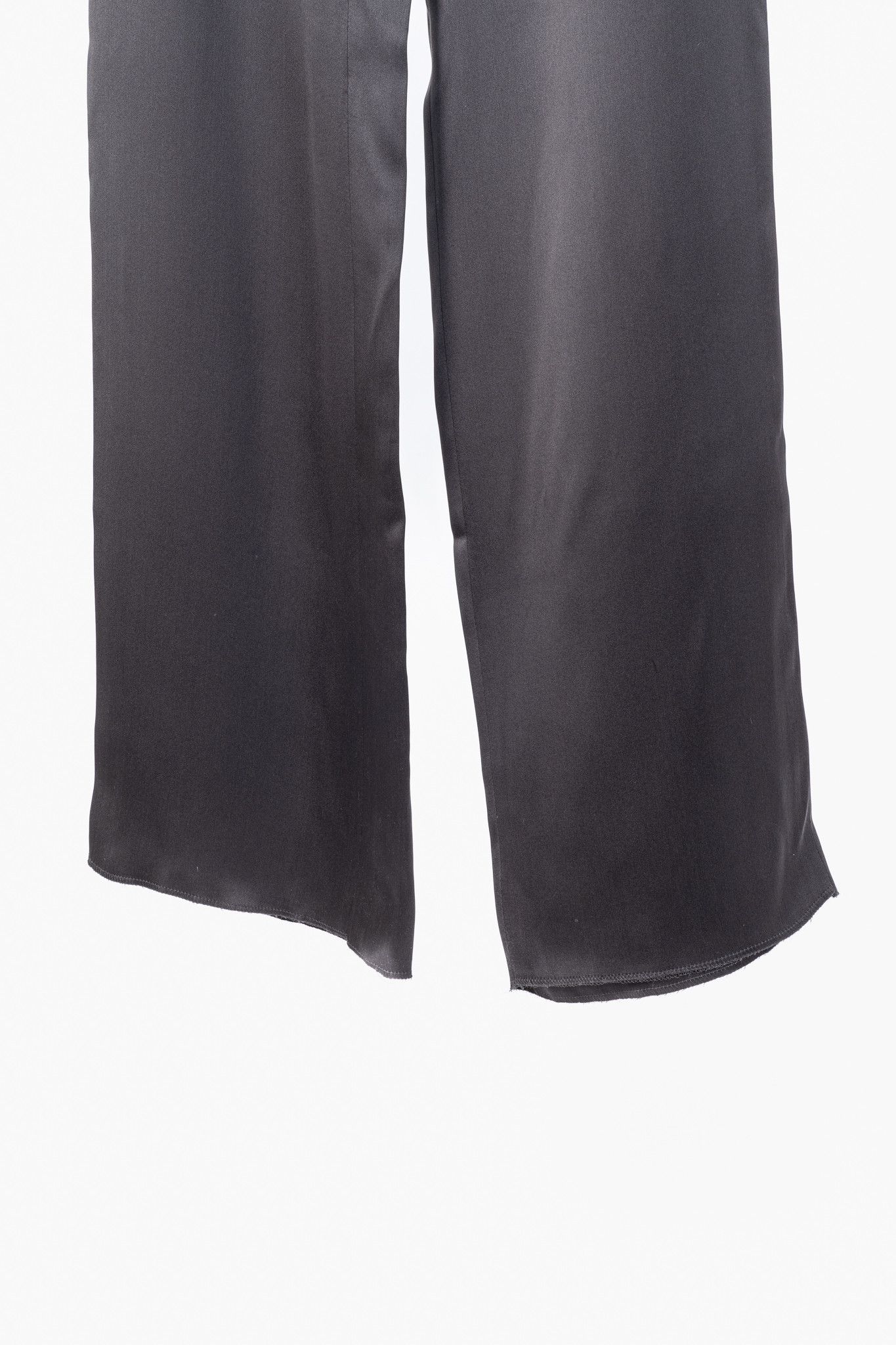 Giorgio Armani Giorgio Armani Grey Silk Satin Wide-Leg Trousers Size 25" / US 0 / IT 36 - 5 Thumbnail