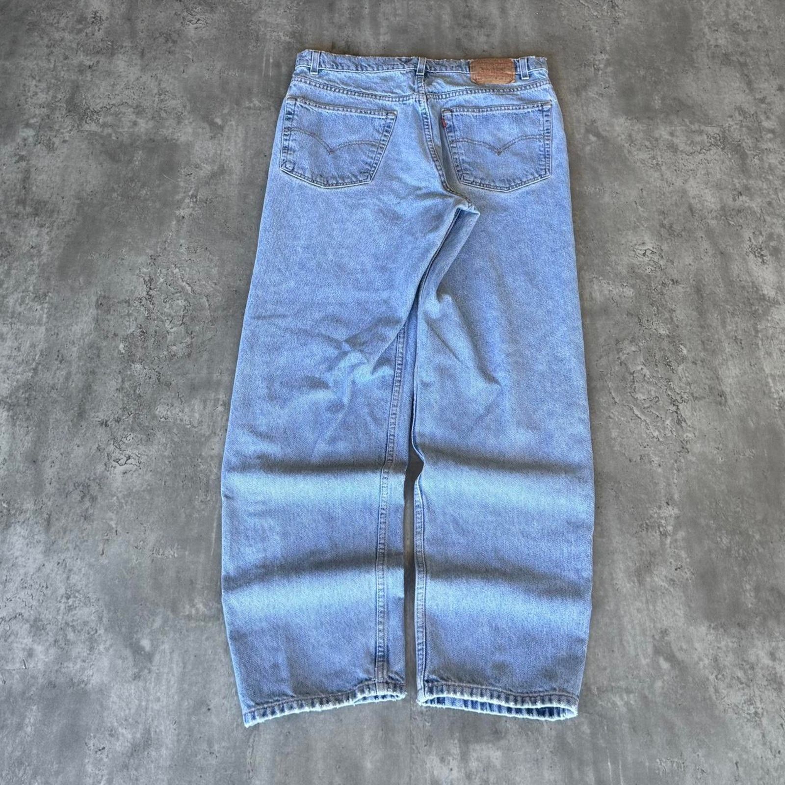 Levi's × Levi's Vintage Clothing Vintage 90s Levi’s 550 Relaxed Fit Essential Denim Jeans Size US 35 - 1 Thumbnail