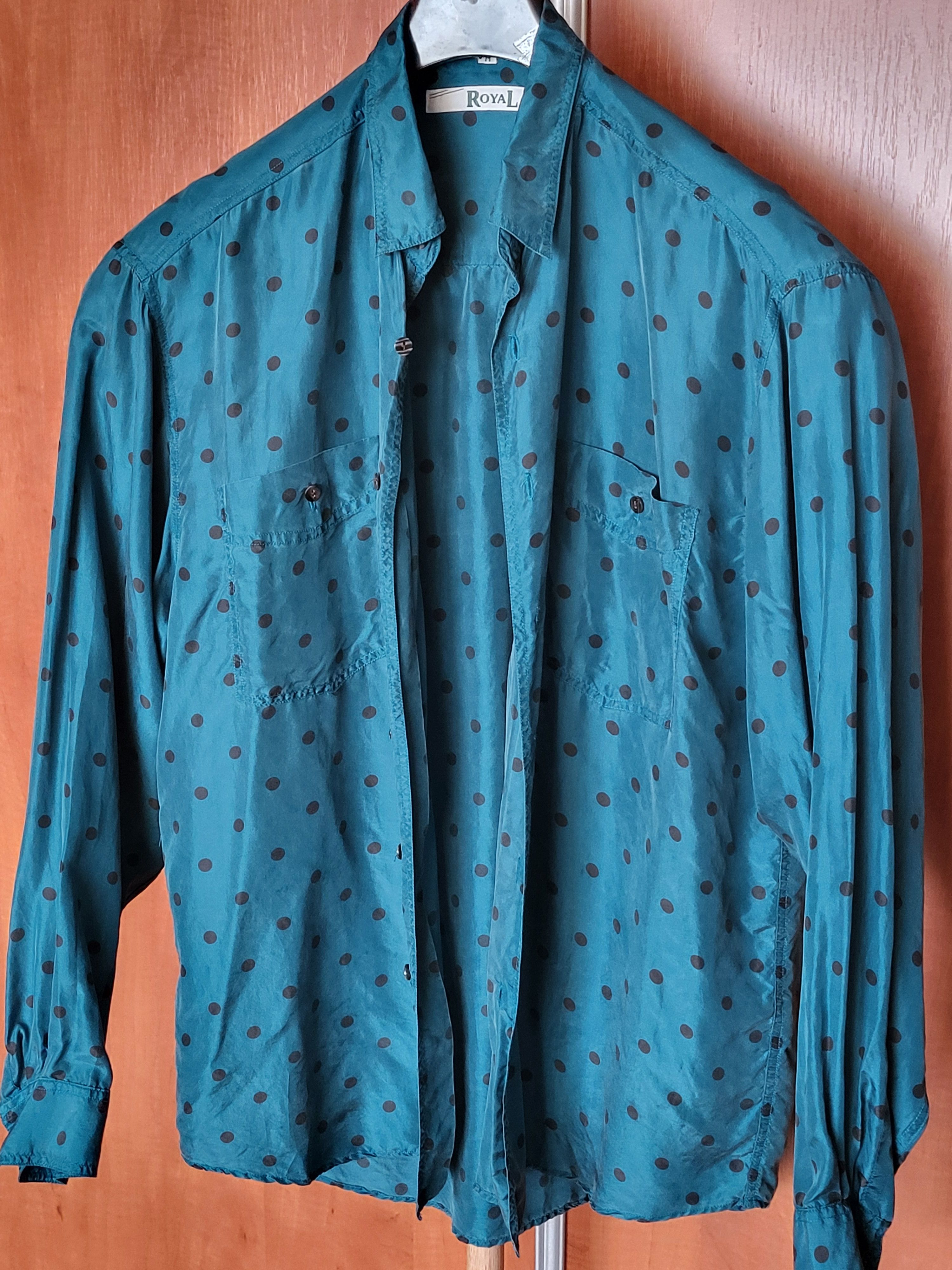 Other Royal china lux silk shirt.Size M but fit L. Size US M / EU 48-50 / 2 - 4 Thumbnail