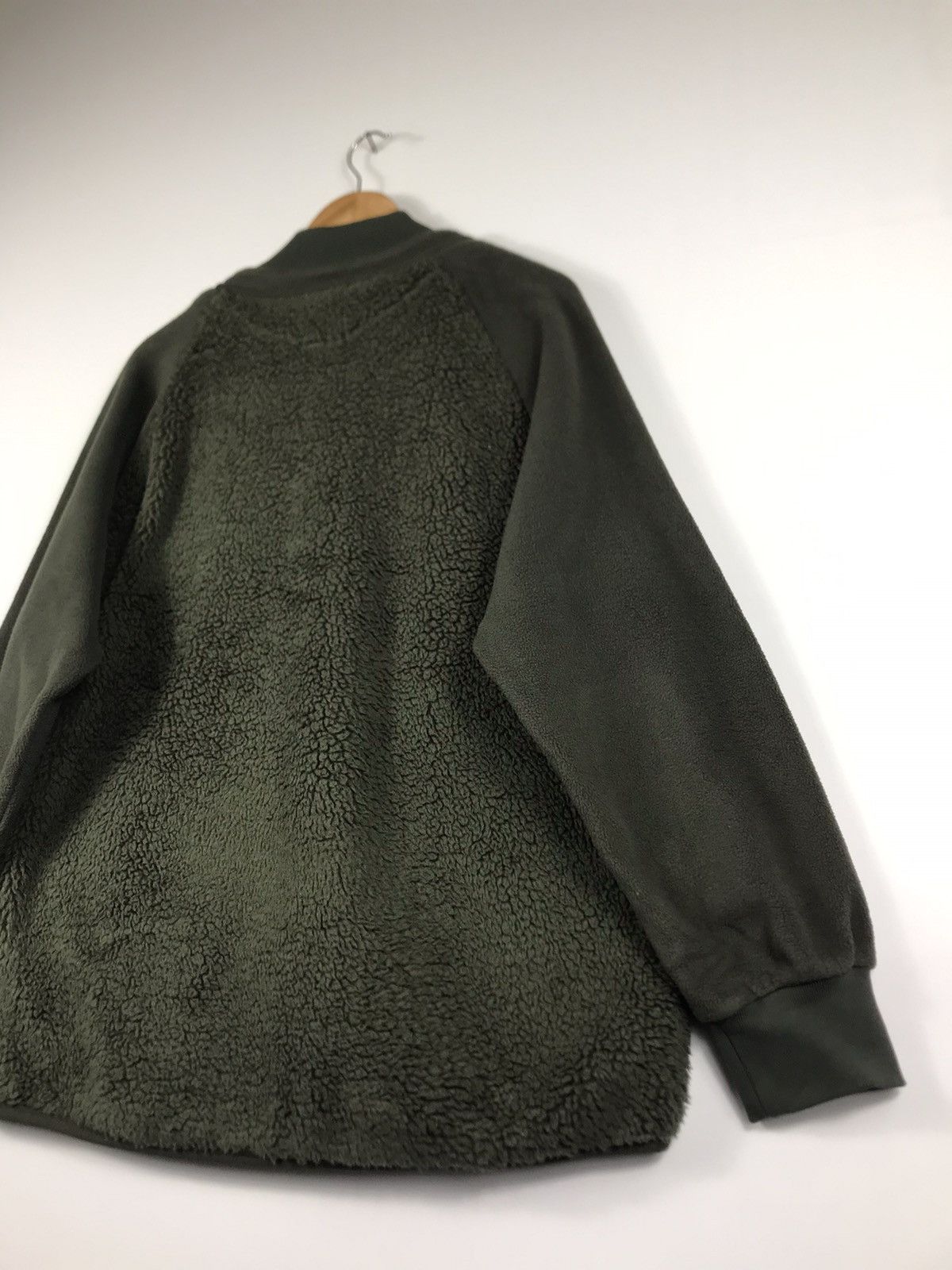 Uniqlo × White Mountaineering 🌟White Mountaineering Deep Pile Fleece Jacket Size US L / EU 52-54 / 3 - 14 Thumbnail
