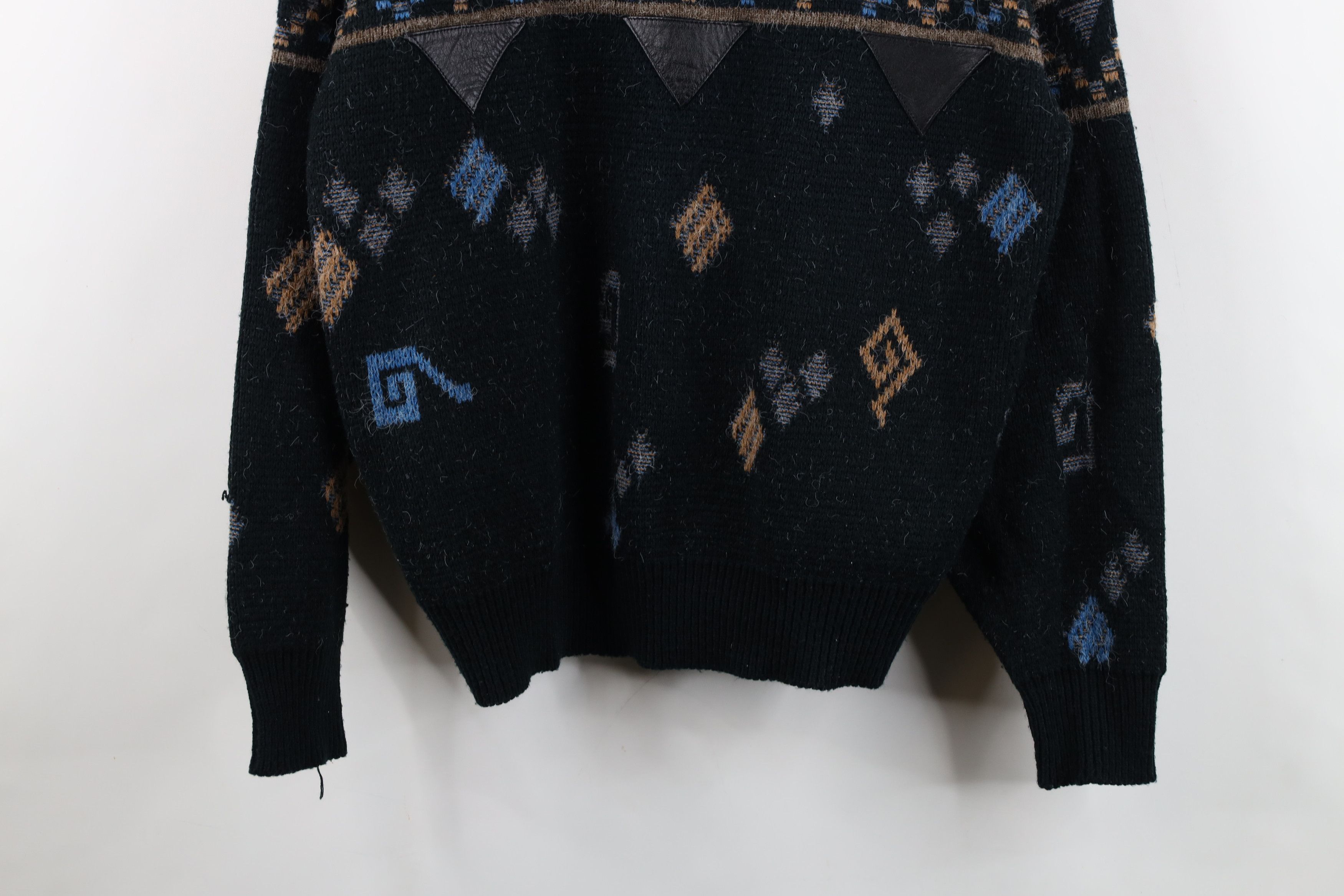 Vintage Vintage 90s Coogi Style Trim Striped Diamond Knit Sweater Size L / US 10 / IT 46 - 3 Thumbnail