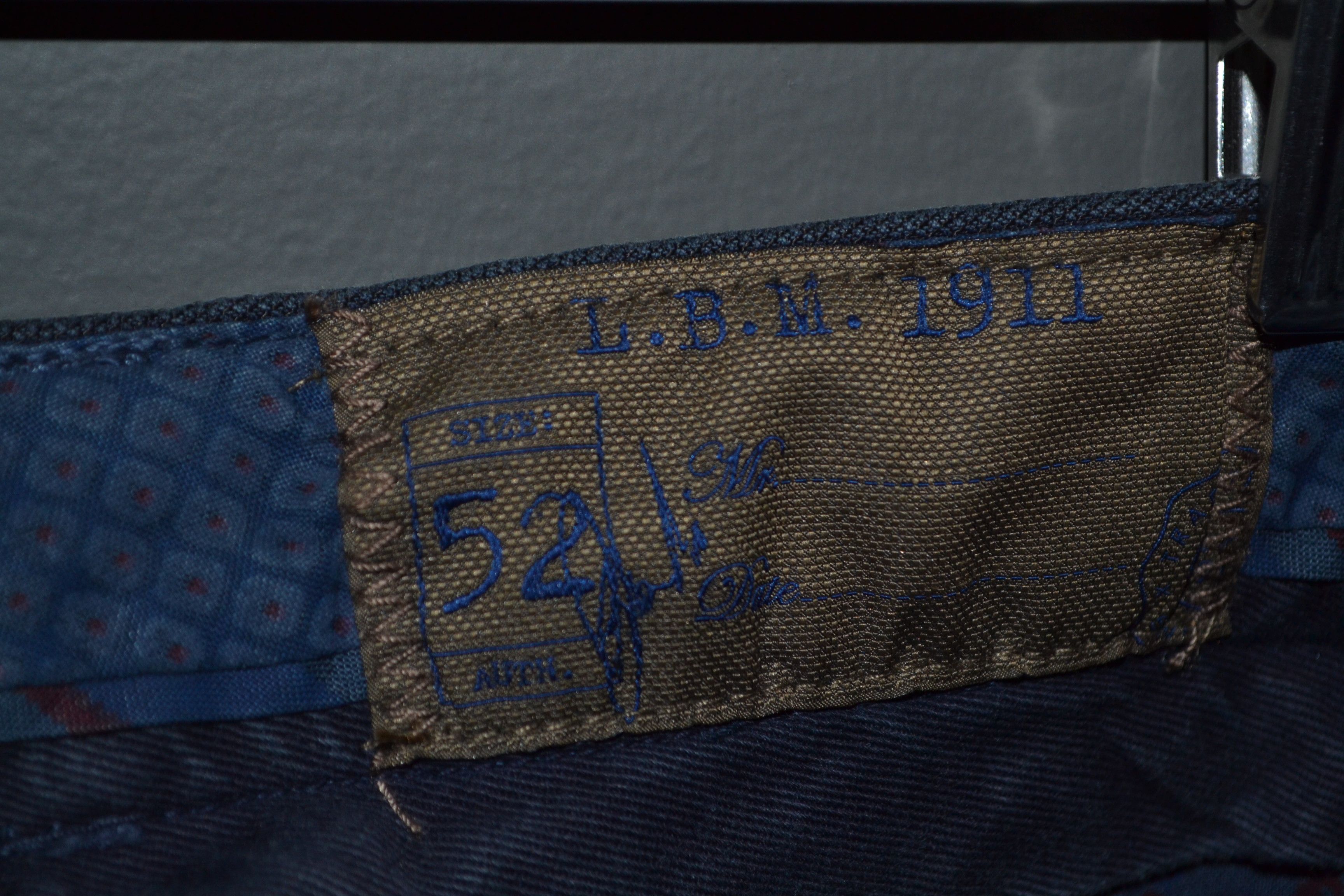L.B.M. 1911 LBM 1911 Trousers 52 Navy fancy weave Flat front Size US 36 / EU 52 - 12 Thumbnail
